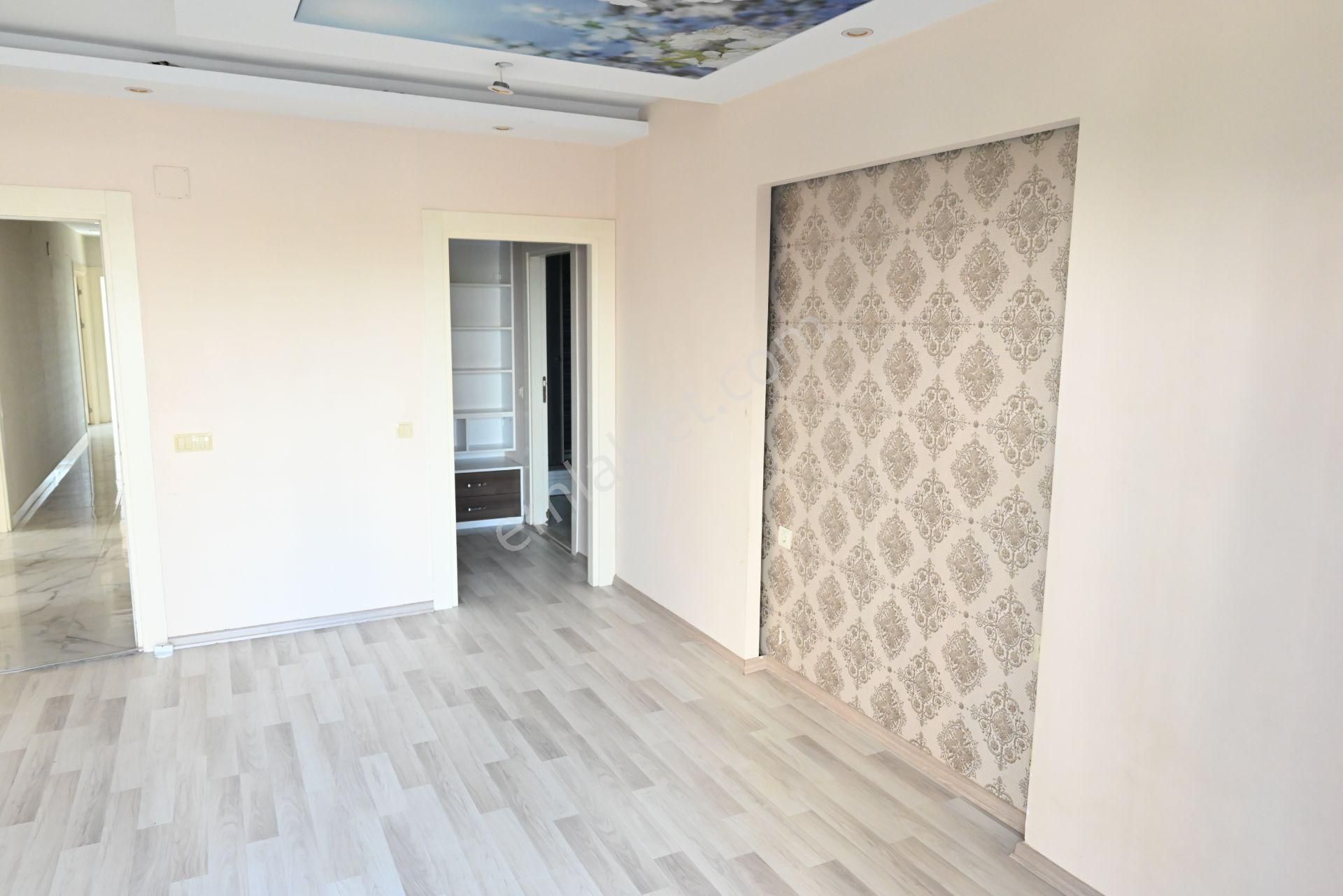 Üstünkent Emlak'tan Site İçi 4+1 Geniş Ferah Havuzlu Kiralık - Görsel 19