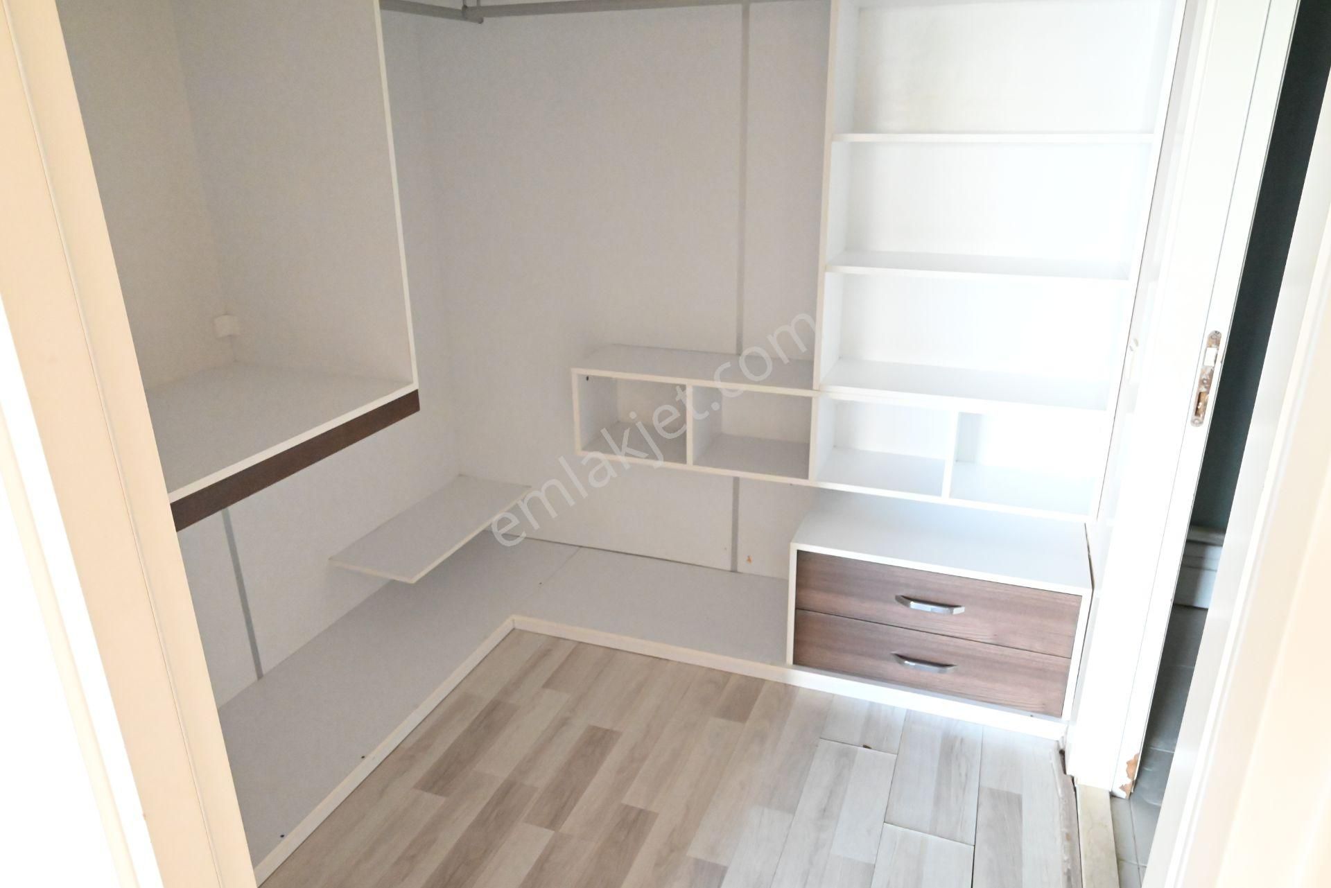 Üstünkent Emlak'tan Site İçi 4+1 Geniş Ferah Havuzlu Kiralık - Görsel 21