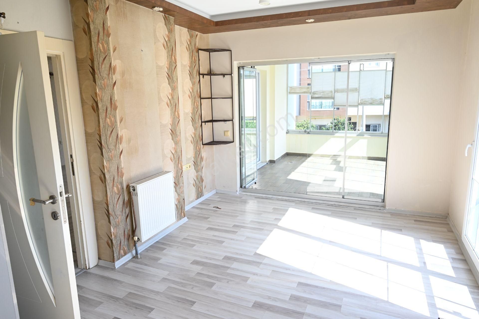 Üstünkent Emlak'tan Site İçi 4+1 Geniş Ferah Havuzlu Kiralık - Görsel 8