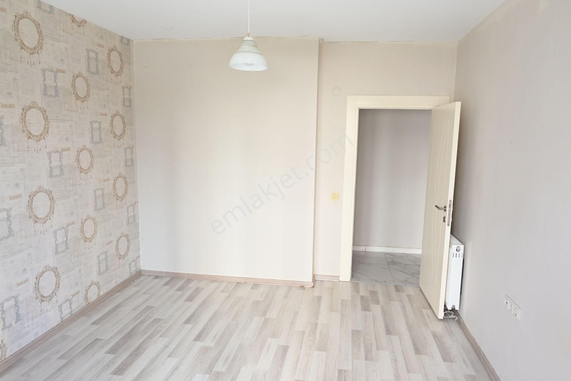 Üstünkent Emlak'tan Site İçi 4+1 Geniş Ferah Havuzlu Kiralık - Görsel 14