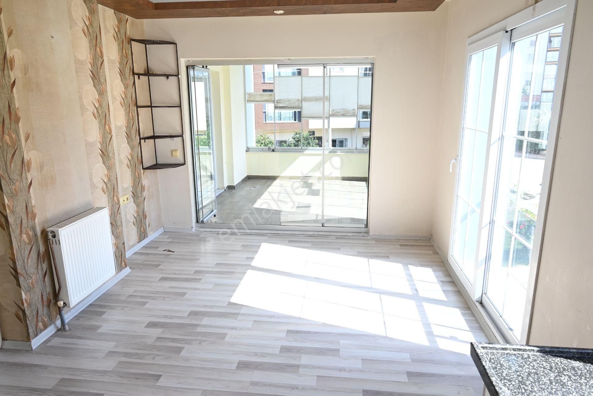 Üstünkent Emlak'tan Site İçi 4+1 Geniş Ferah Havuzlu Kiralık - Görsel 7