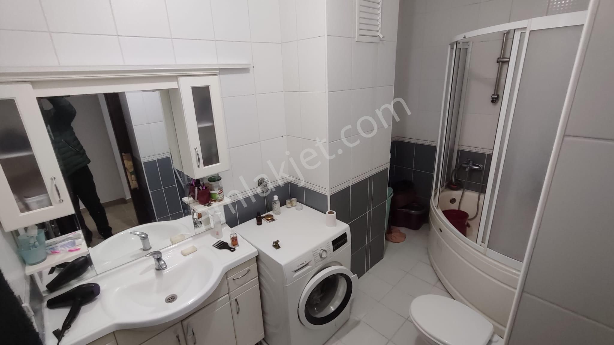 Atanora Vadi'den Dikmende 2 Banyolu Asansörlü Genç Binada Kombili 3+1 - Görsel 11