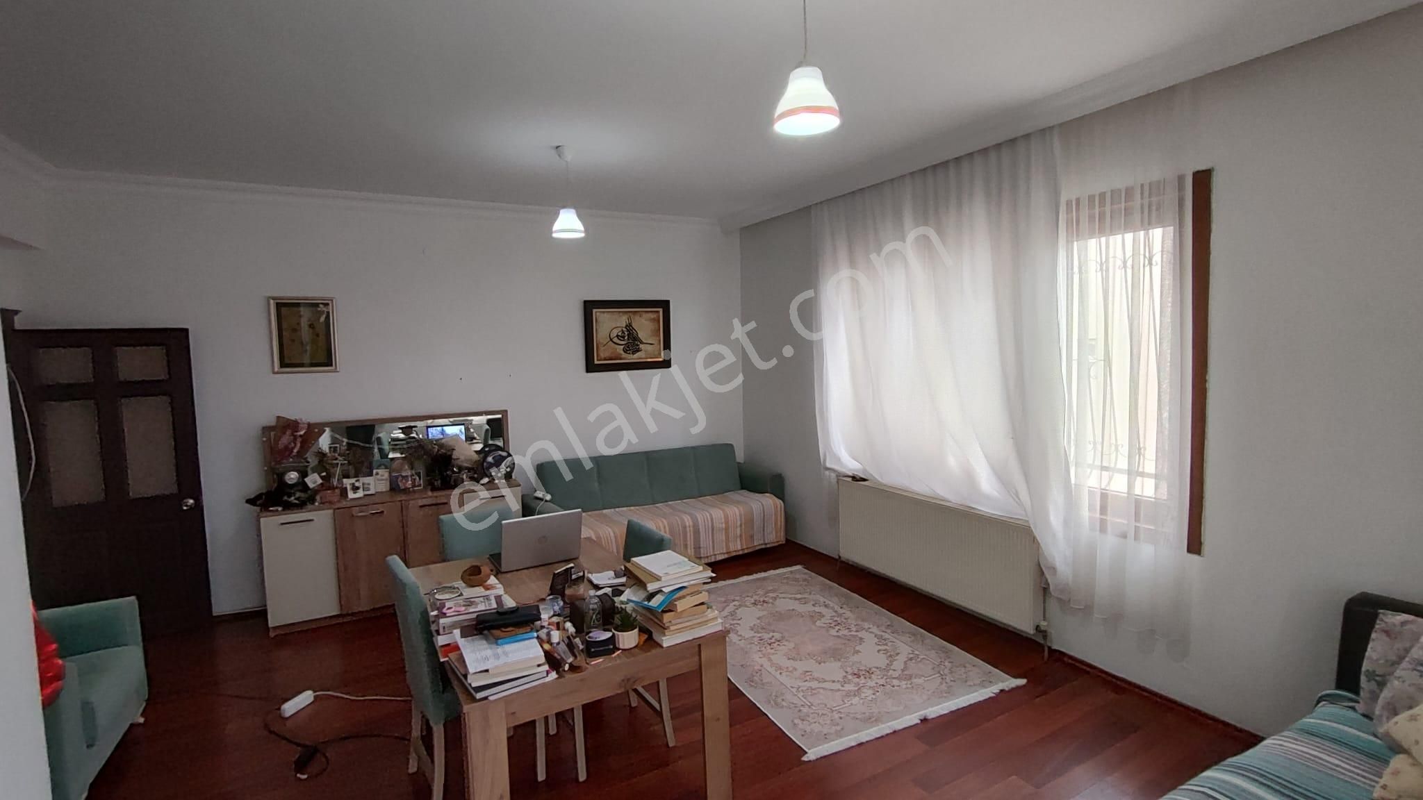 Atanora Vadi'den Dikmende 2 Banyolu Asansörlü Genç Binada Kombili 3+1 - Görsel 14