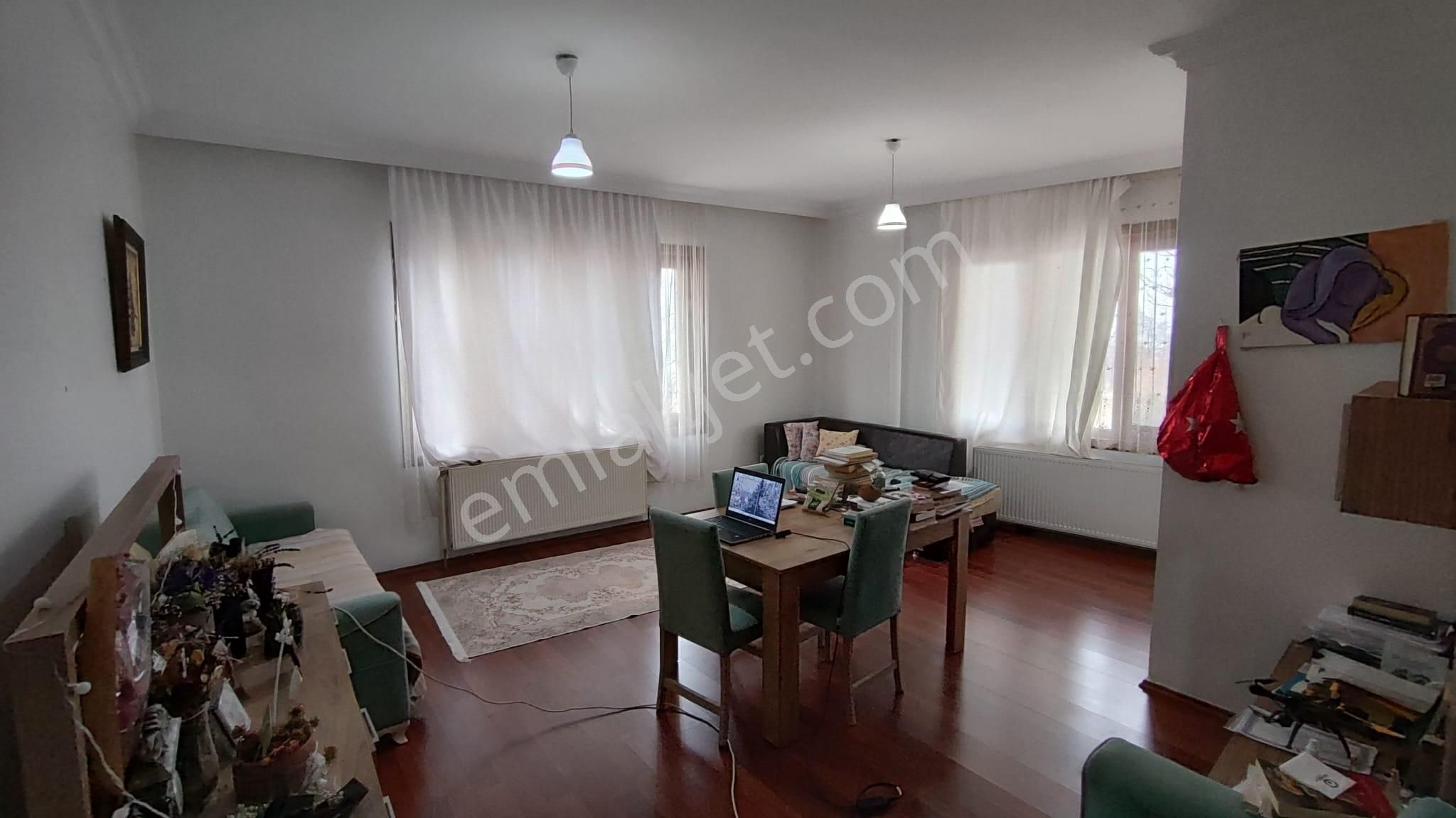 Atanora Vadi'den Dikmende 2 Banyolu Asansörlü Genç Binada Kombili 3+1 - Görsel 19