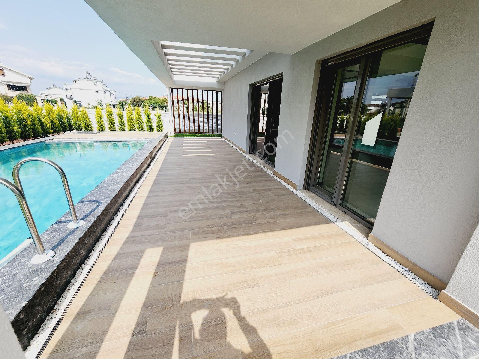 Güzelçamlı Plaj'a Çok Yakın Harika Havuzlu Villa Köşe Konum - Görsel 6