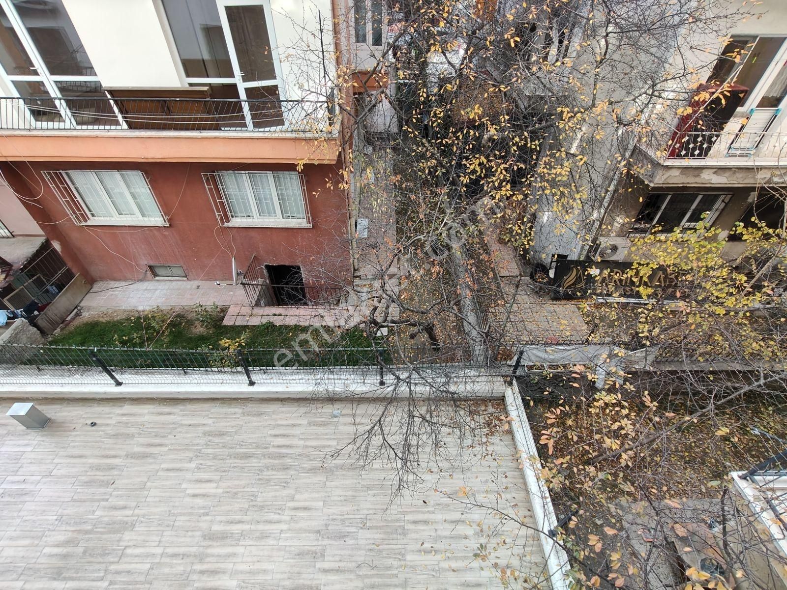 Emek'te,2+1,katta,yeni Bina,asansör,kapalı Garaj,kapalı Mutfak - Görsel 27