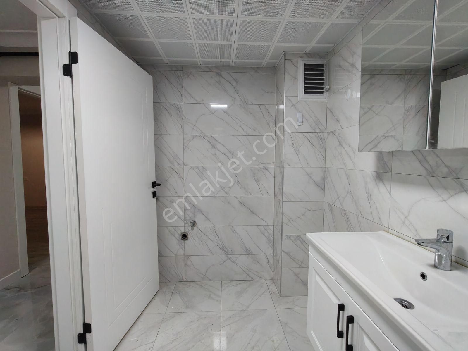Emek'te,2+1,katta,yeni Bina,asansör,kapalı Garaj,kapalı Mutfak - Görsel 9