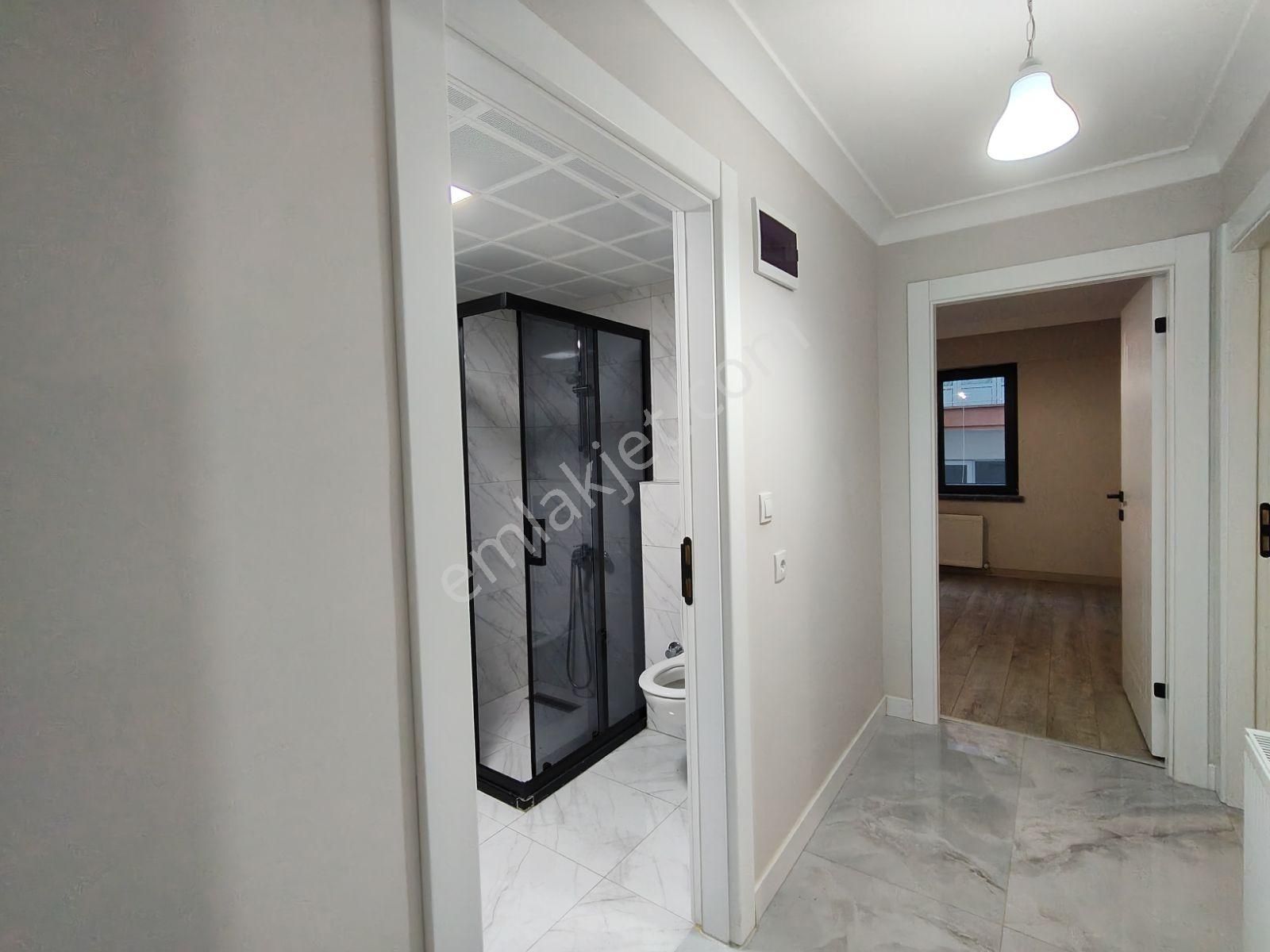 Emek'te,2+1,katta,yeni Bina,asansör,kapalı Garaj,kapalı Mutfak - Görsel 12