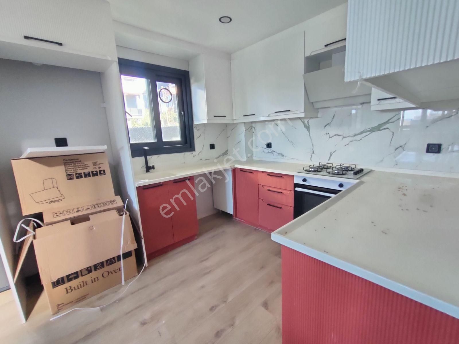 Kartallar'dan Tam Müstakil, Büyük Bahçeli Ankastrel Lüks Yazlık. - Görsel 26