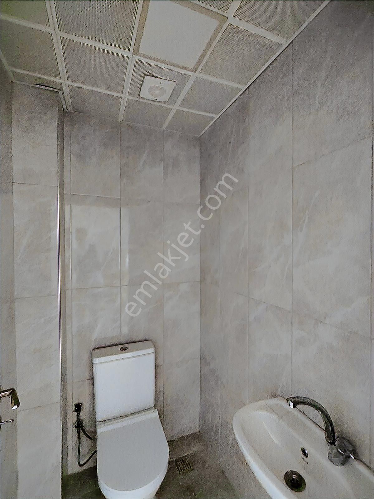 Sıfır,iskanlı,73 M2 Dubleks,190m2 Teras,wc,otopark,asansör - Görsel 27