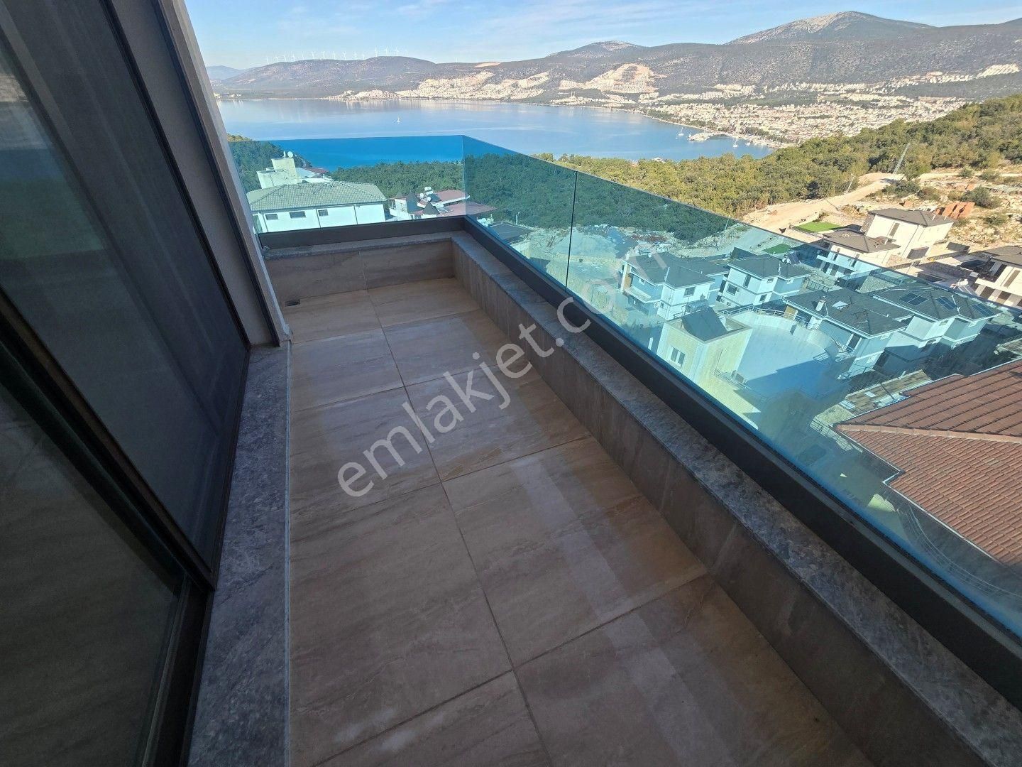 Didim Akbük’te Her Penceresi Denize Açılan Bir Rüya Gibi Ev - Görsel 9