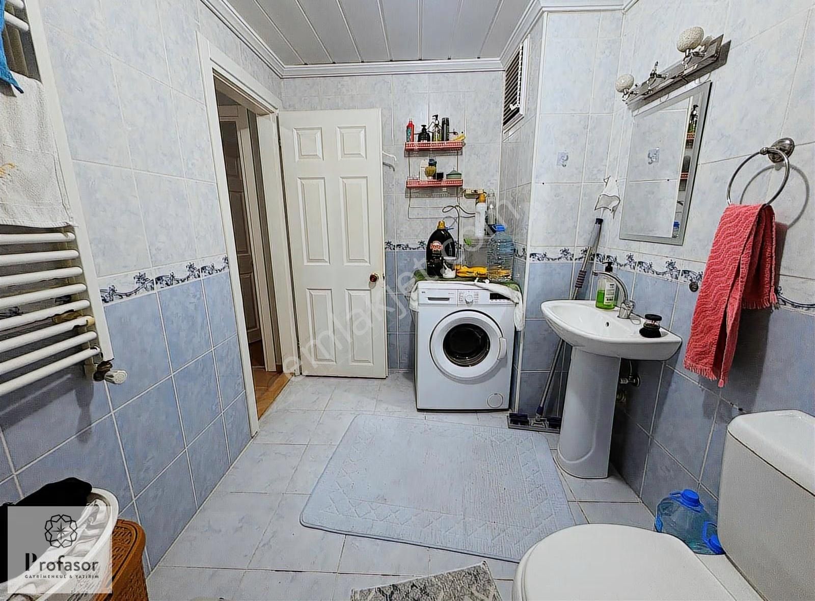 Profasor *dan Mudanya Güzelyalı Cadde Üzeri Satılık 3+1 Daire - Görsel 24