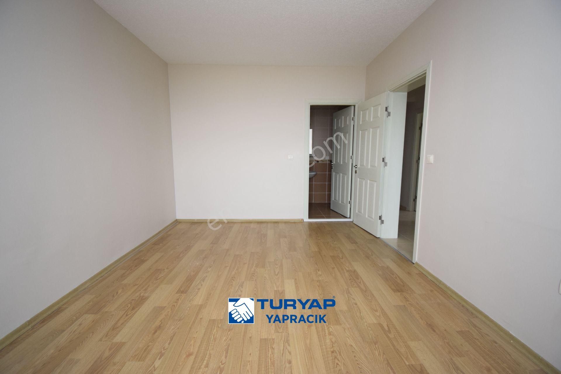 Turyap Yapracık'tan 14.bölgede Geniş 4+1 Kiralık Daire - Görsel 18