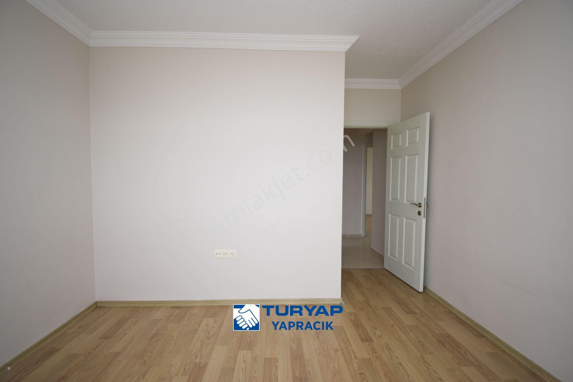 Turyap Yapracık'tan 14.bölgede Geniş 4+1 Kiralık Daire - Görsel 24
