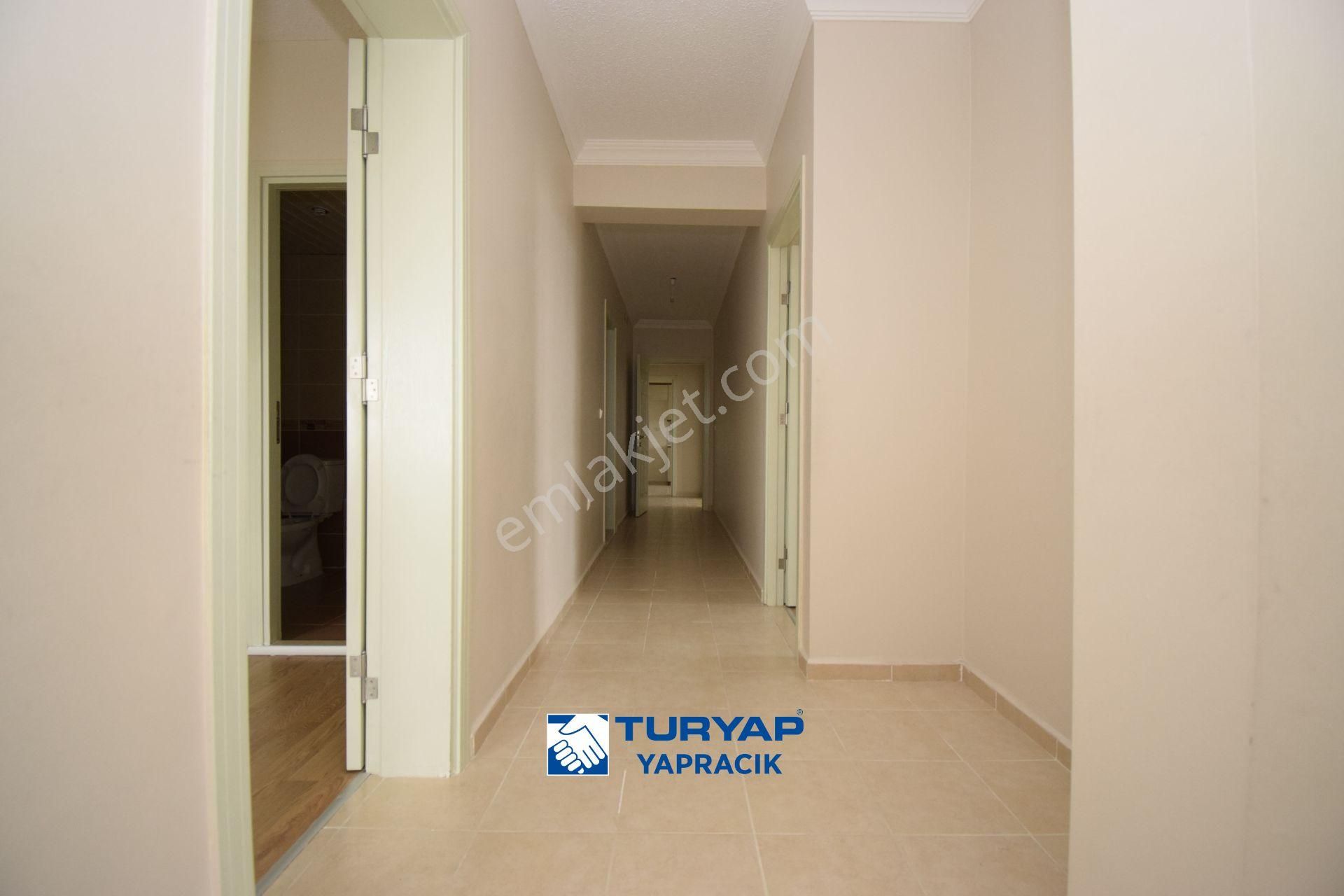 Turyap Yapracık'tan 14.bölgede Geniş 4+1 Kiralık Daire - Görsel 26