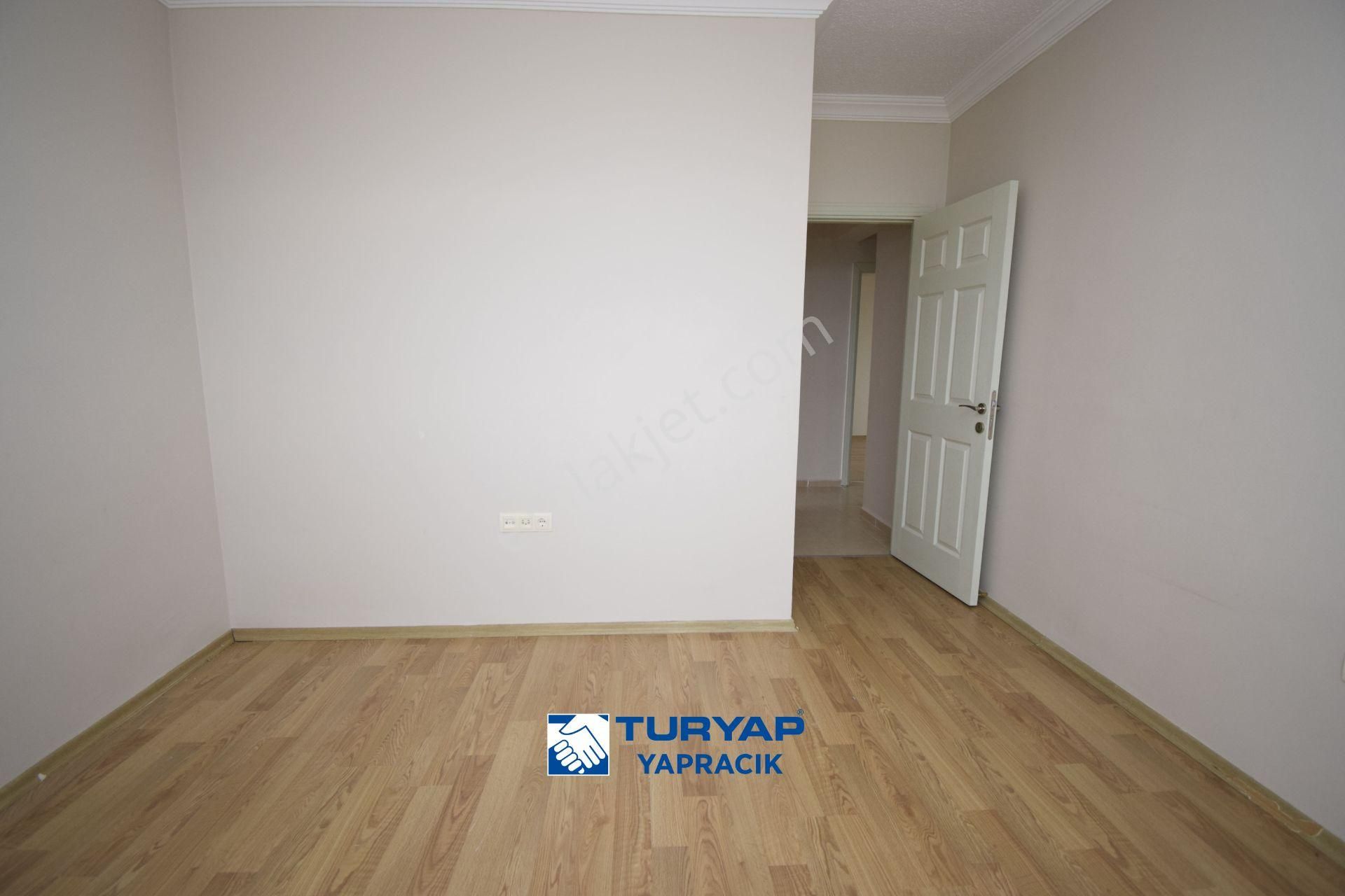 Turyap Yapracık'tan 14.bölgede Geniş 4+1 Kiralık Daire - Görsel 23
