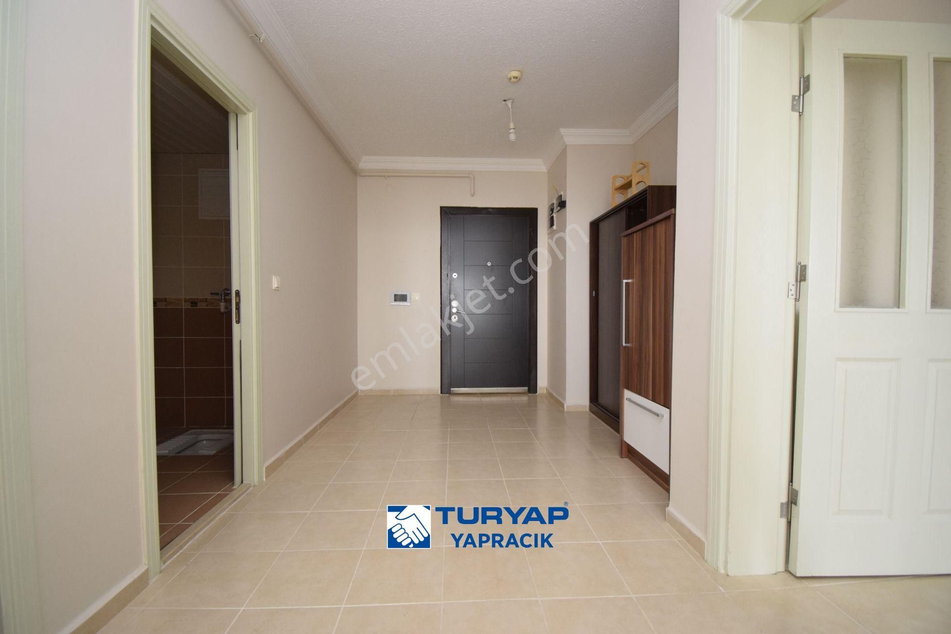 Turyap Yapracık'tan 14.bölgede Geniş 4+1 Kiralık Daire - Görsel 8