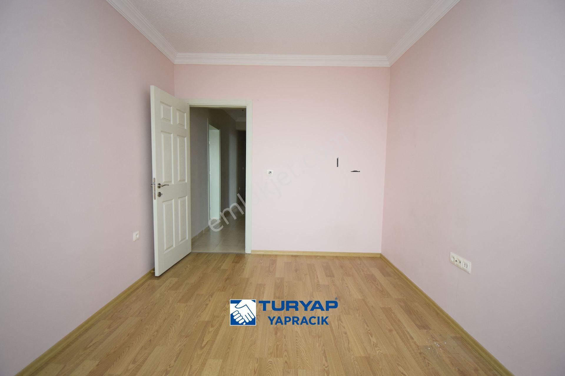 Turyap Yapracık'tan 14.bölgede Geniş 4+1 Kiralık Daire - Görsel 22