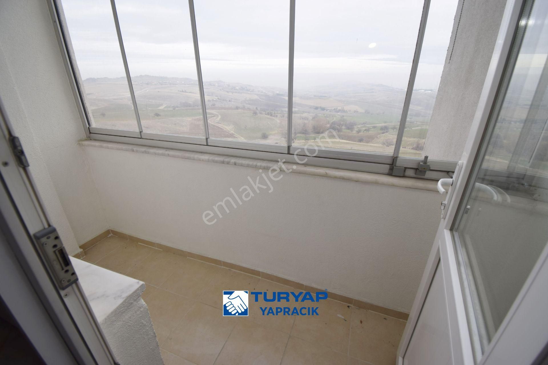 Turyap Yapracık'tan 14.bölgede Geniş 4+1 Kiralık Daire - Görsel 6