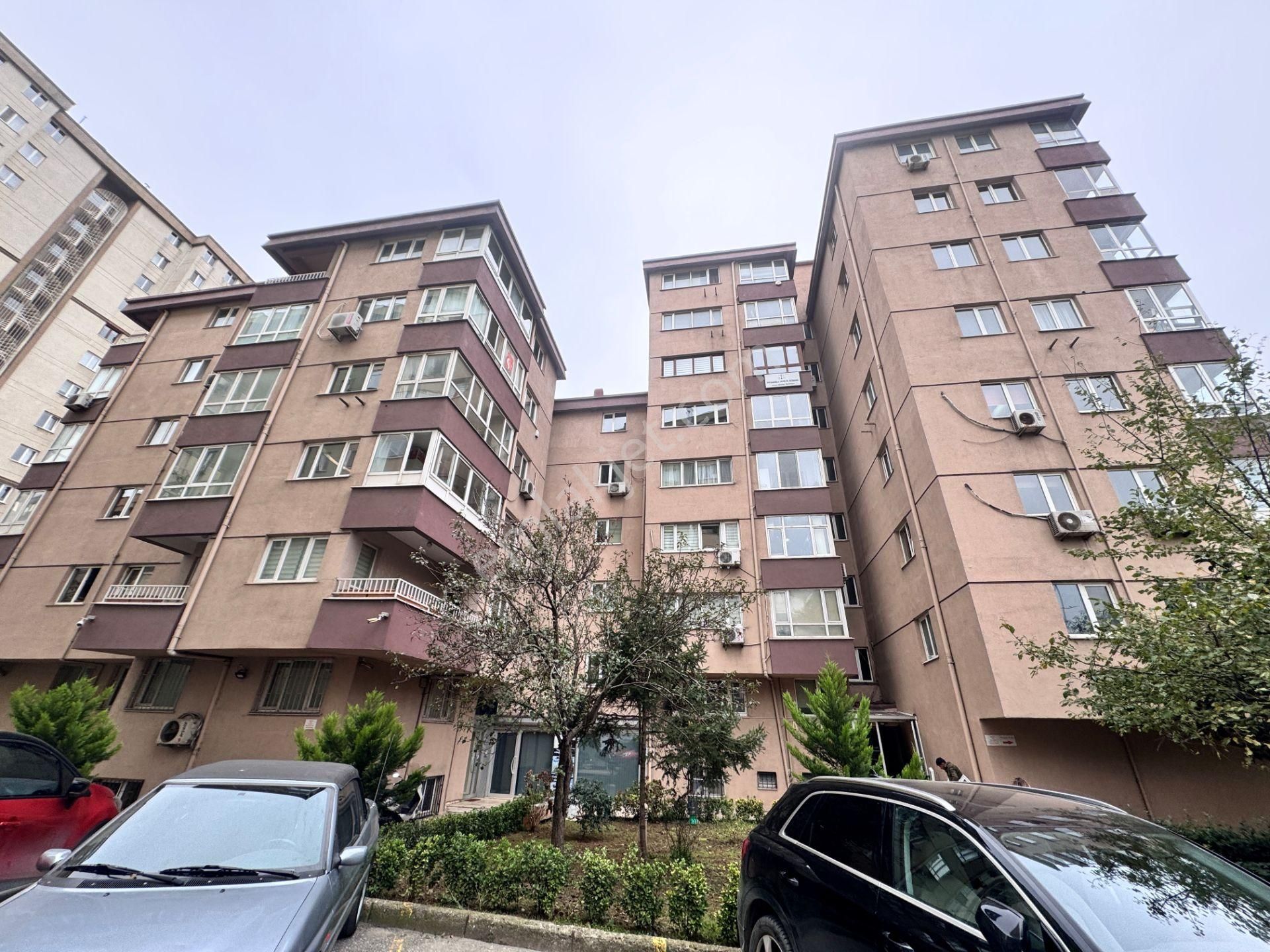 Kadıköy Közyatağı Ulaşım Sorunu Olmayan Sümko Sıt Kiralık Ofis - Görsel 2