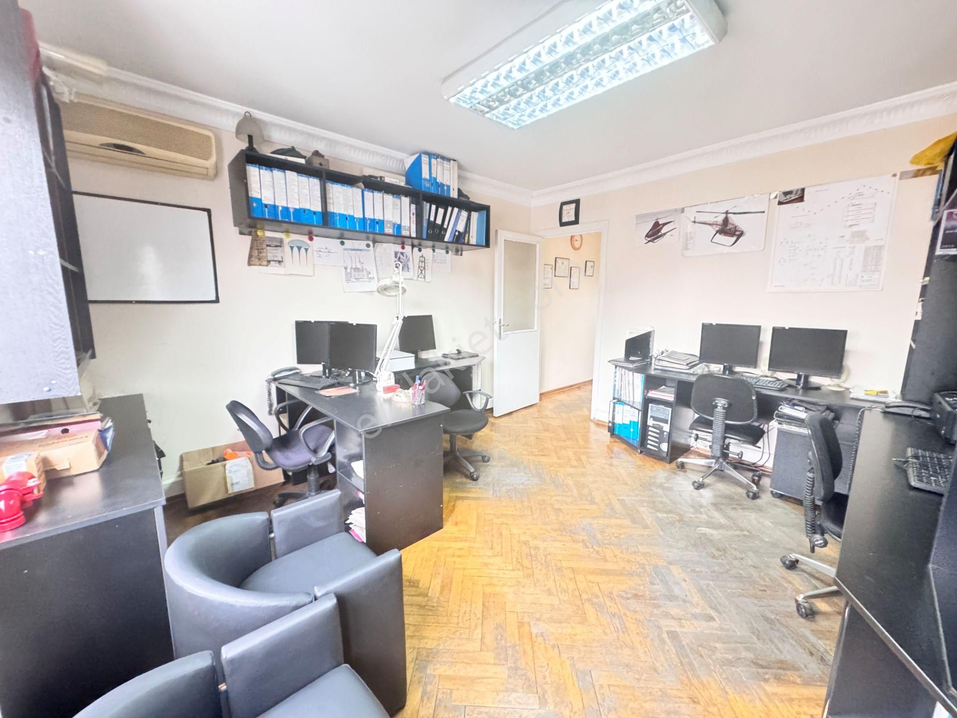 Kadıköy Közyatağı Ulaşım Sorunu Olmayan Sümko Sıt Kiralık Ofis - Görsel 25
