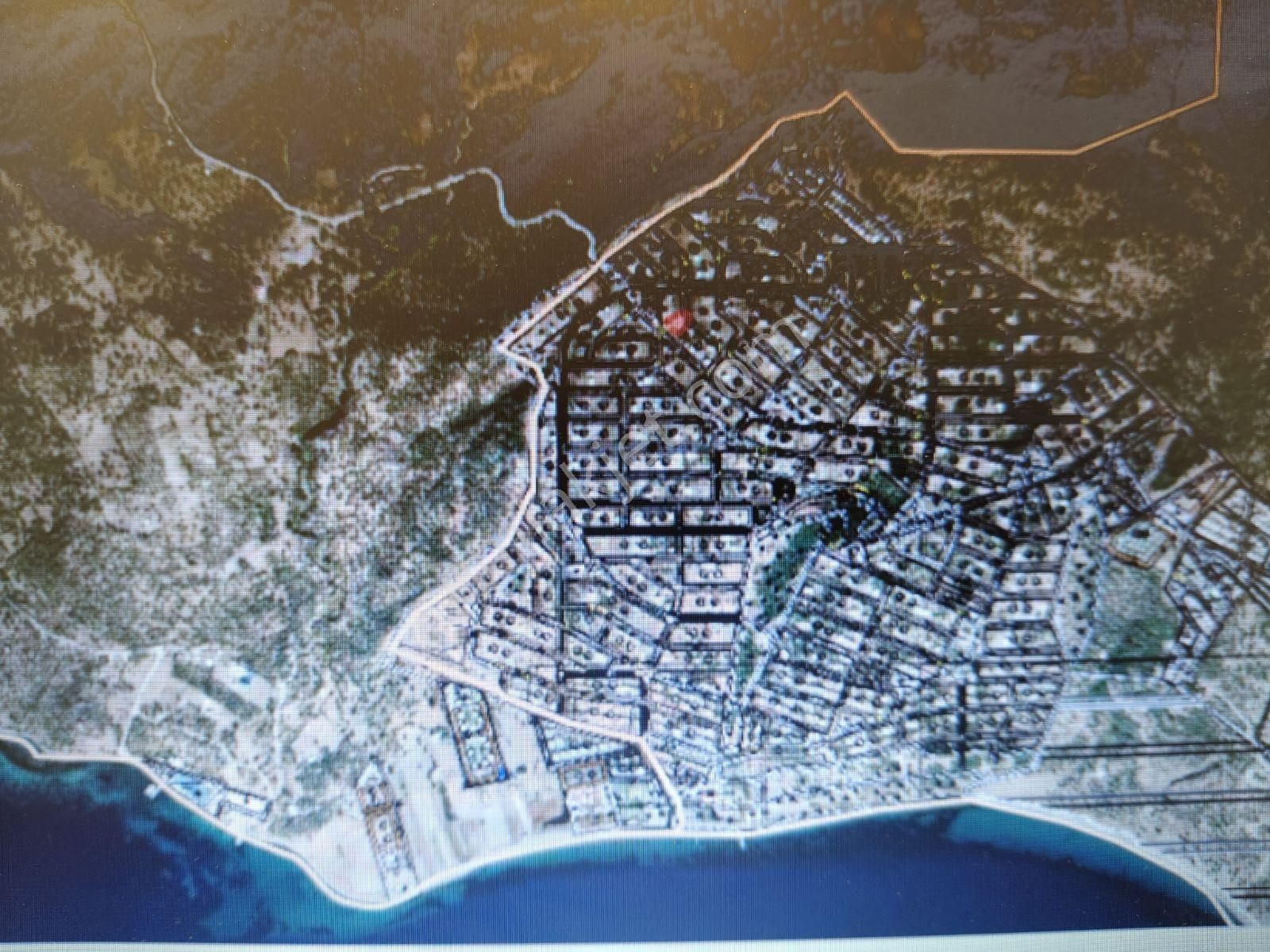 Fenkeden, Çandarlı, Bimeyko Sitesi, 483 M2, Köşe Villa Parseli - Görsel 3