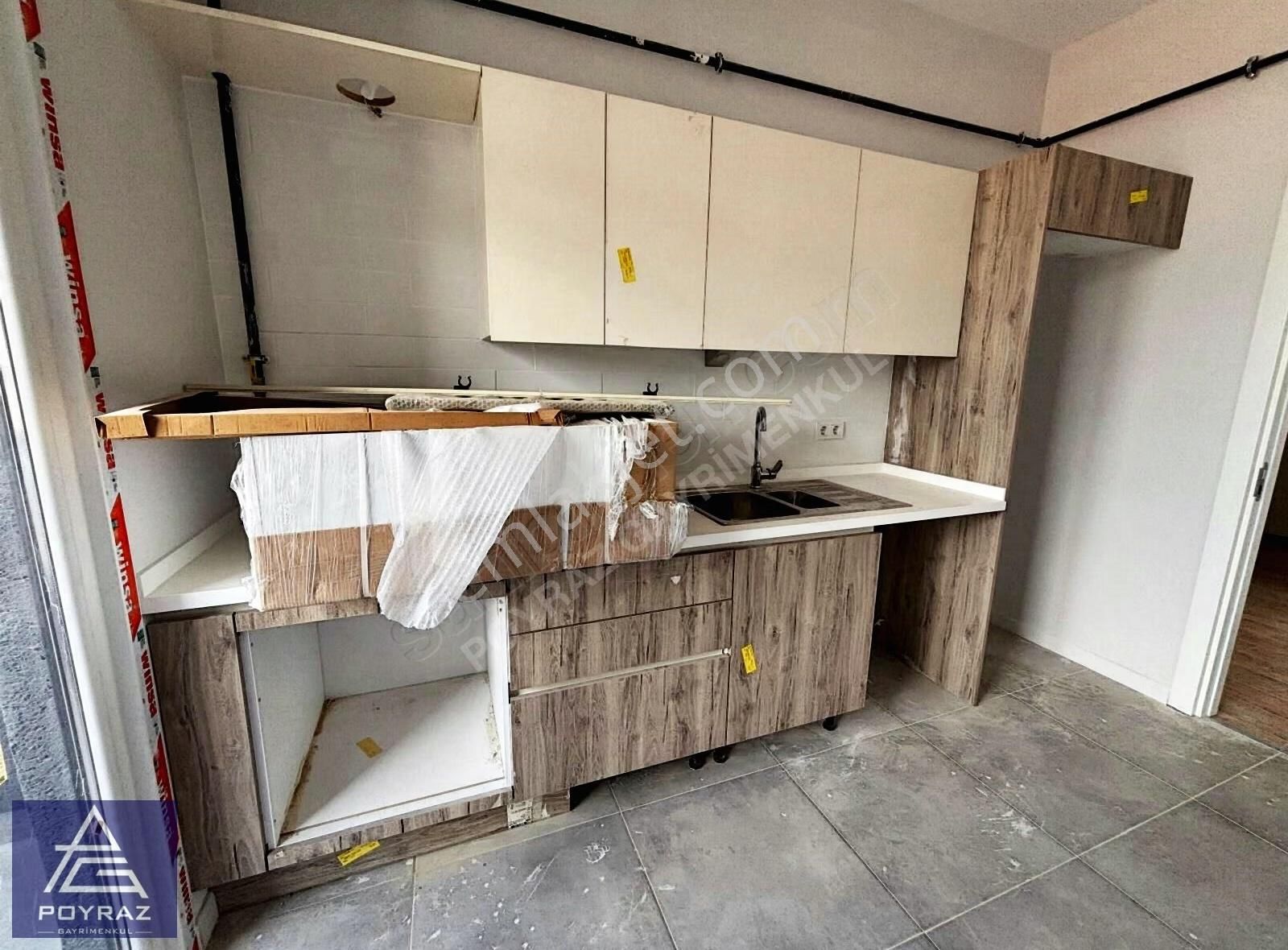 Poyraz'dan Suadiyede Site İçinde Deniz Manzaralı Balkonlu 2+1 - Görsel 31