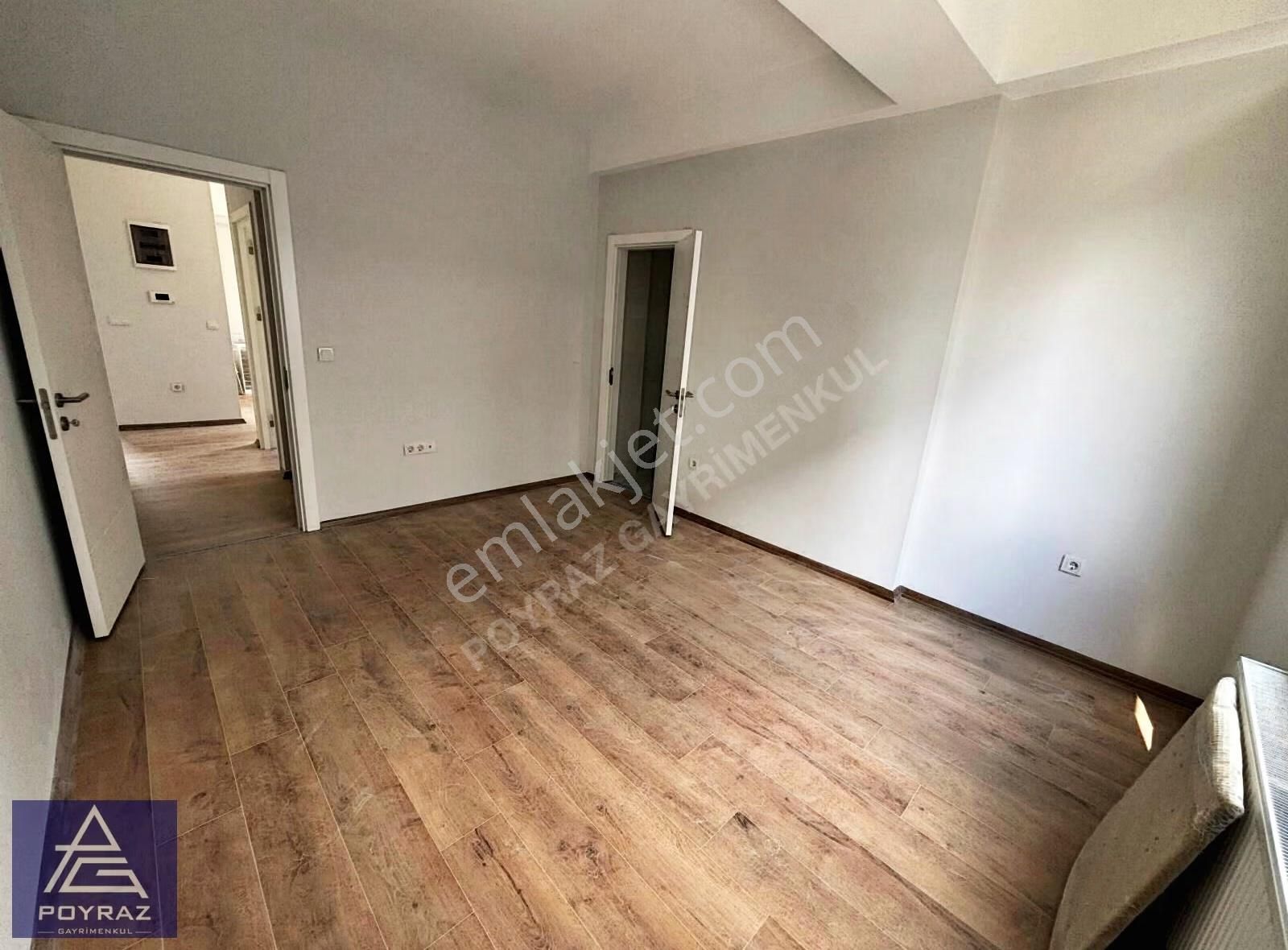 Poyraz'dan Suadiyede Site İçinde Deniz Manzaralı Balkonlu 2+1 - Görsel 3