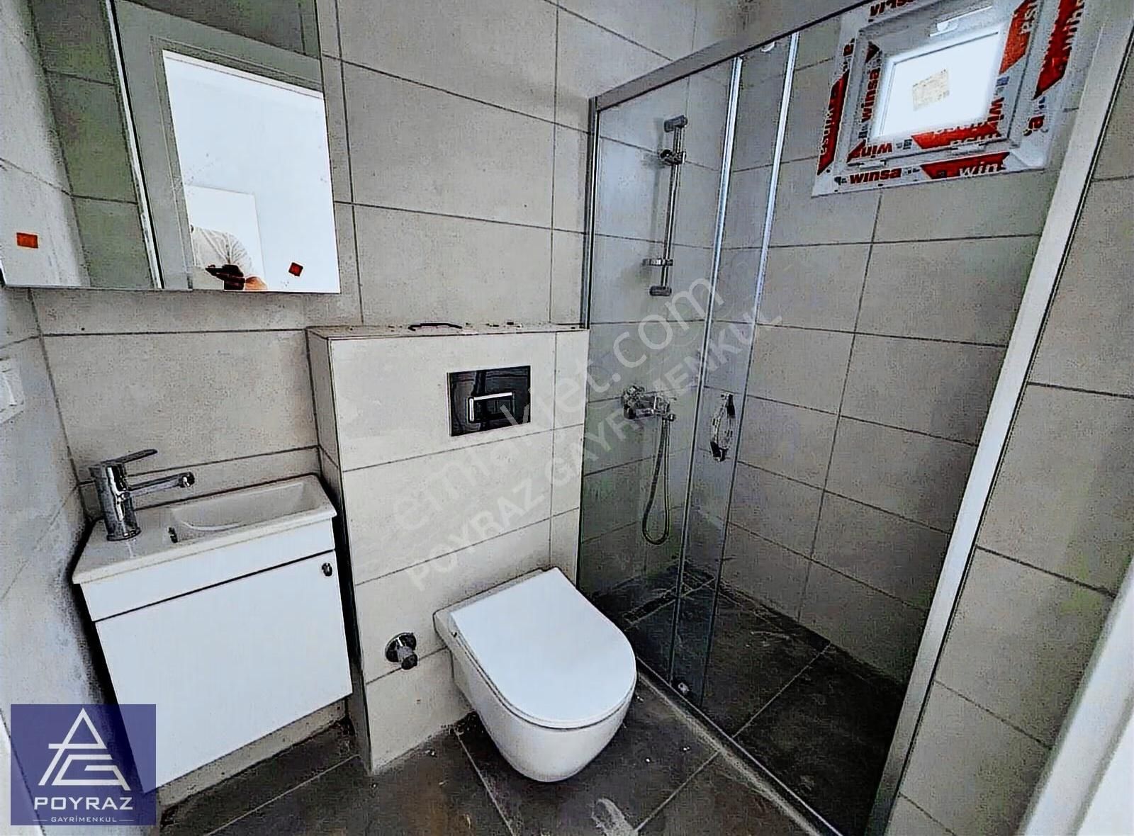 Poyraz'dan Suadiyede Site İçinde Deniz Manzaralı Balkonlu 2+1 - Görsel 2