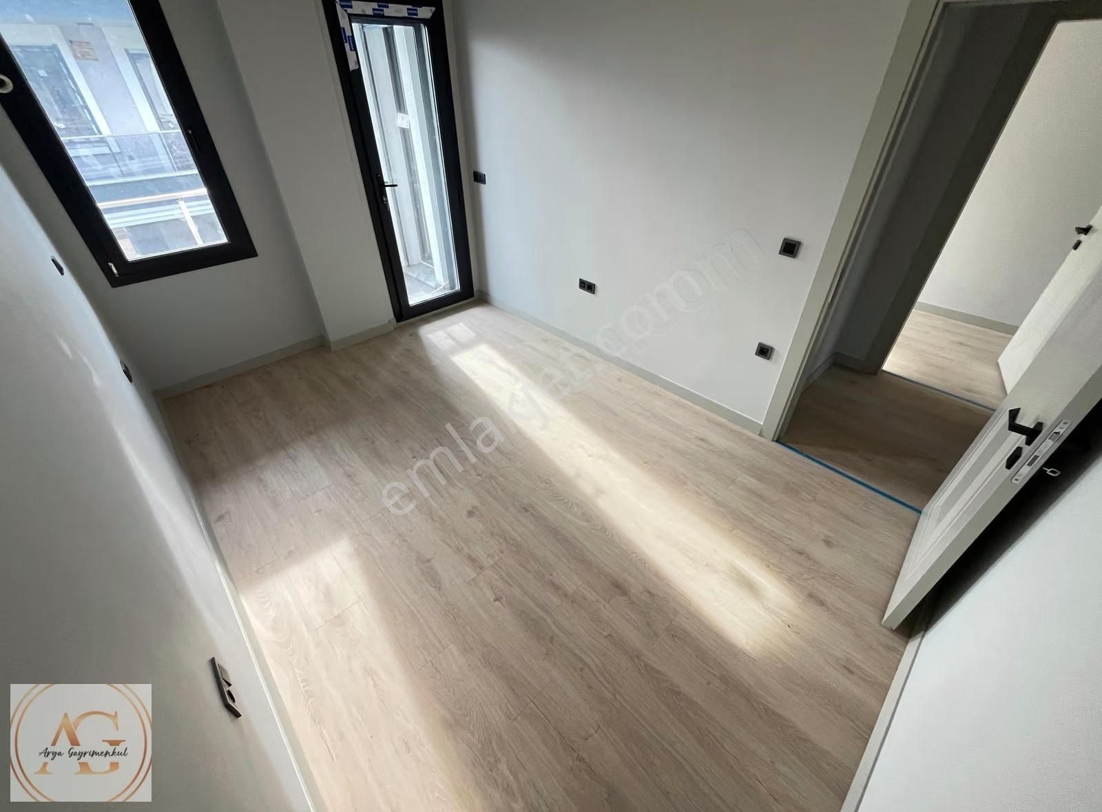 Arya'dan Küçükkuyu'da Denize Yakın Havuzlu 3+1 Satılık Villa - Görsel 28