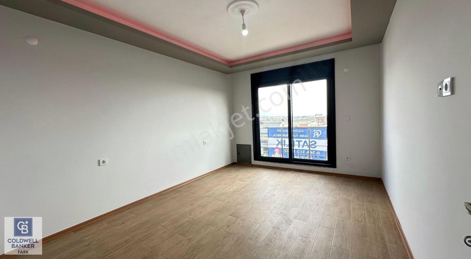 Ayvalık Sarımsaklı'da 6+1 Villa - Görsel 5