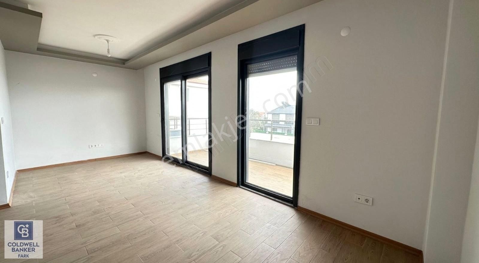 Ayvalık Sarımsaklı'da 6+1 Villa - Görsel 16