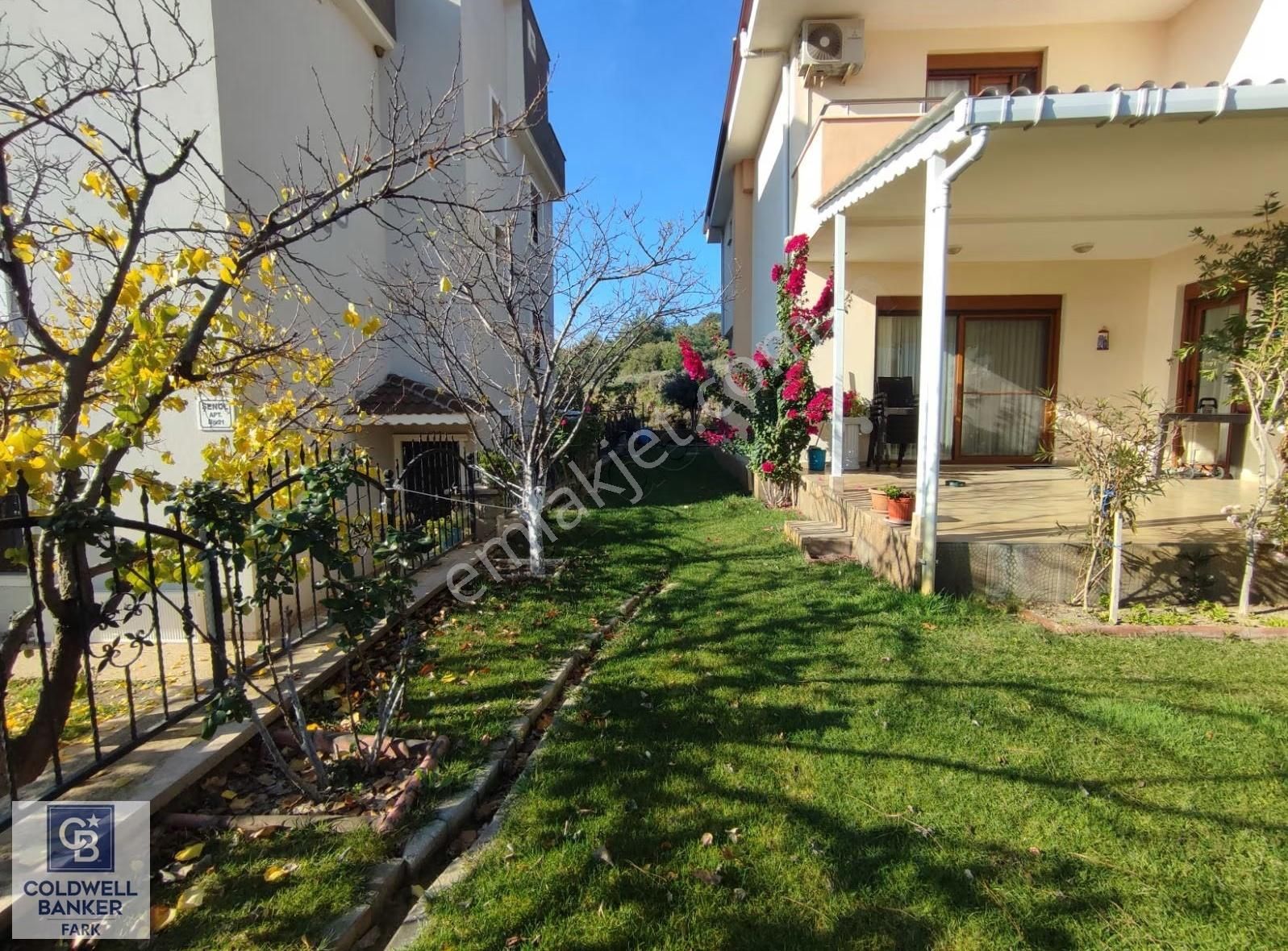 Ayvalık Küçükköy'de Satılık Müstakil Geniş Villa - Görsel 18