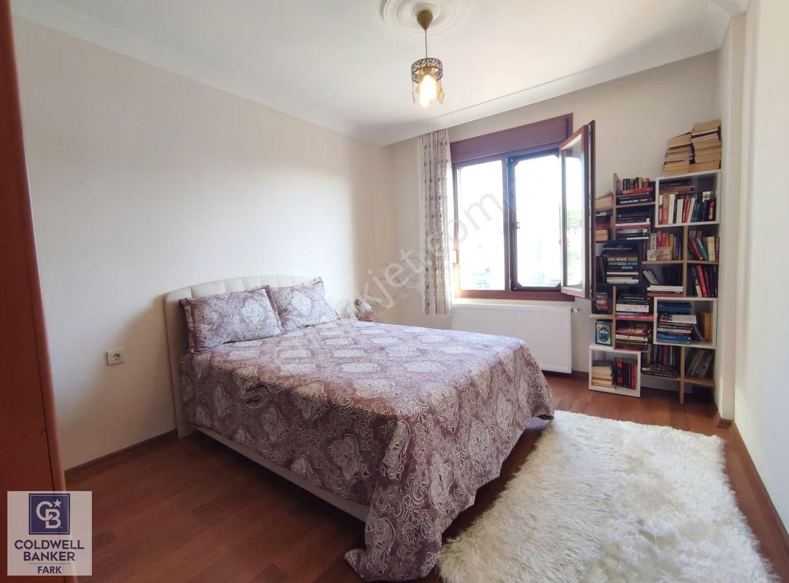 Ayvalık Küçükköy'de Satılık Müstakil Geniş Villa - Görsel 9