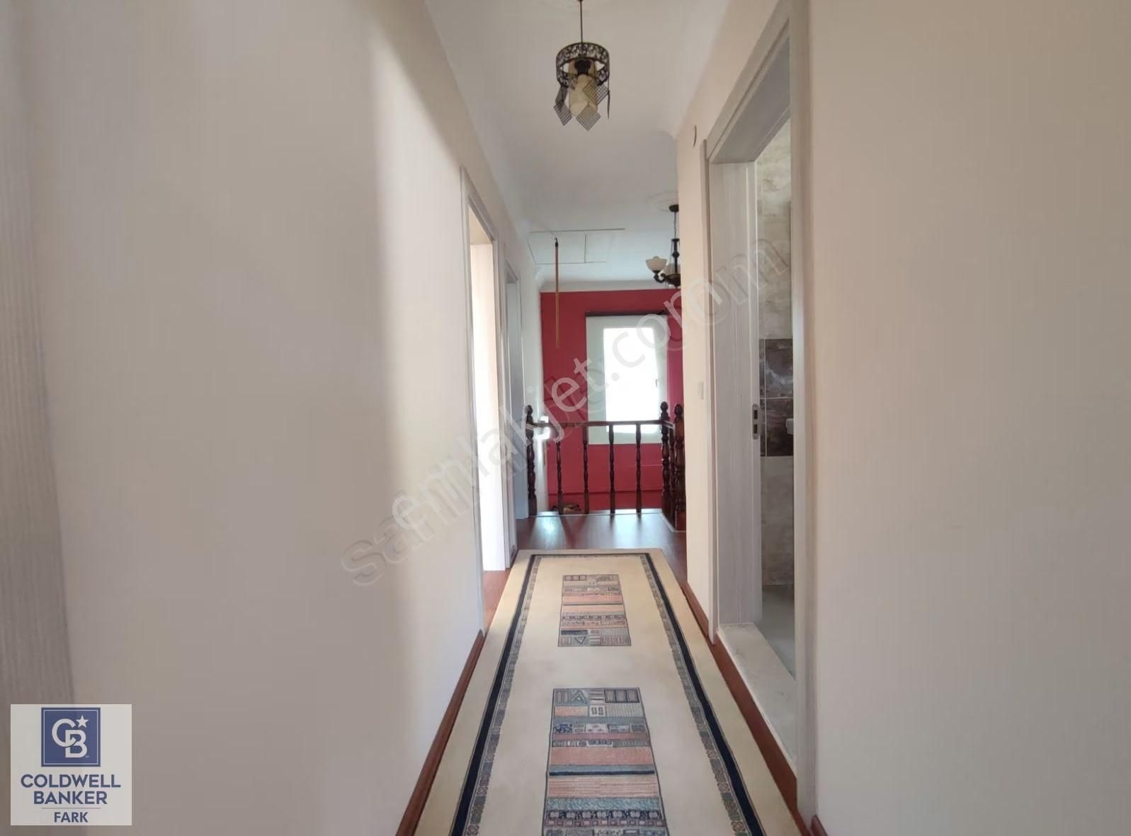 Ayvalık Küçükköy'de Satılık Müstakil Geniş Villa - Görsel 13