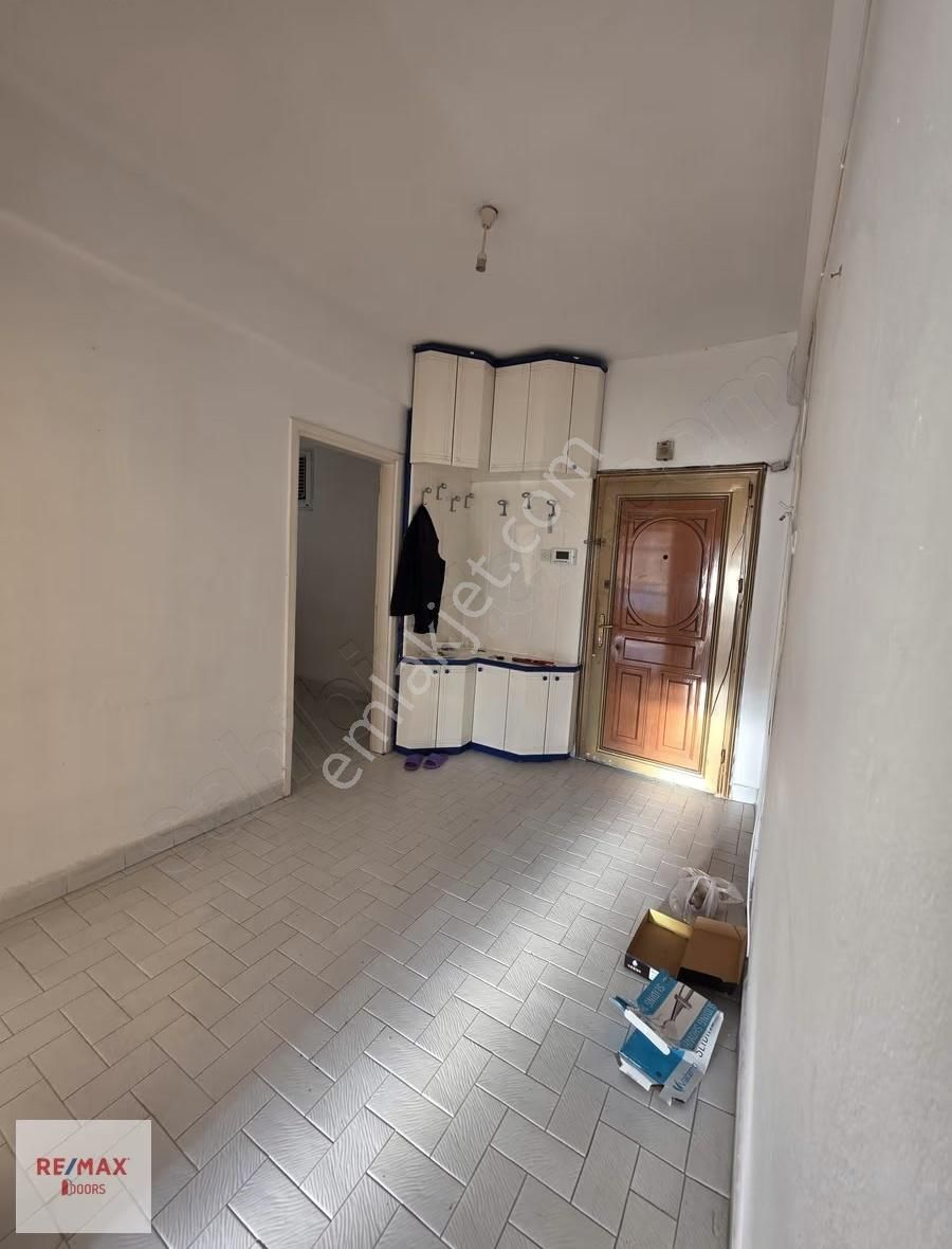 Burhanettin Onat'da Deniz Manzaralı Geniş 4+1 Kiralık Daire - Görsel 11