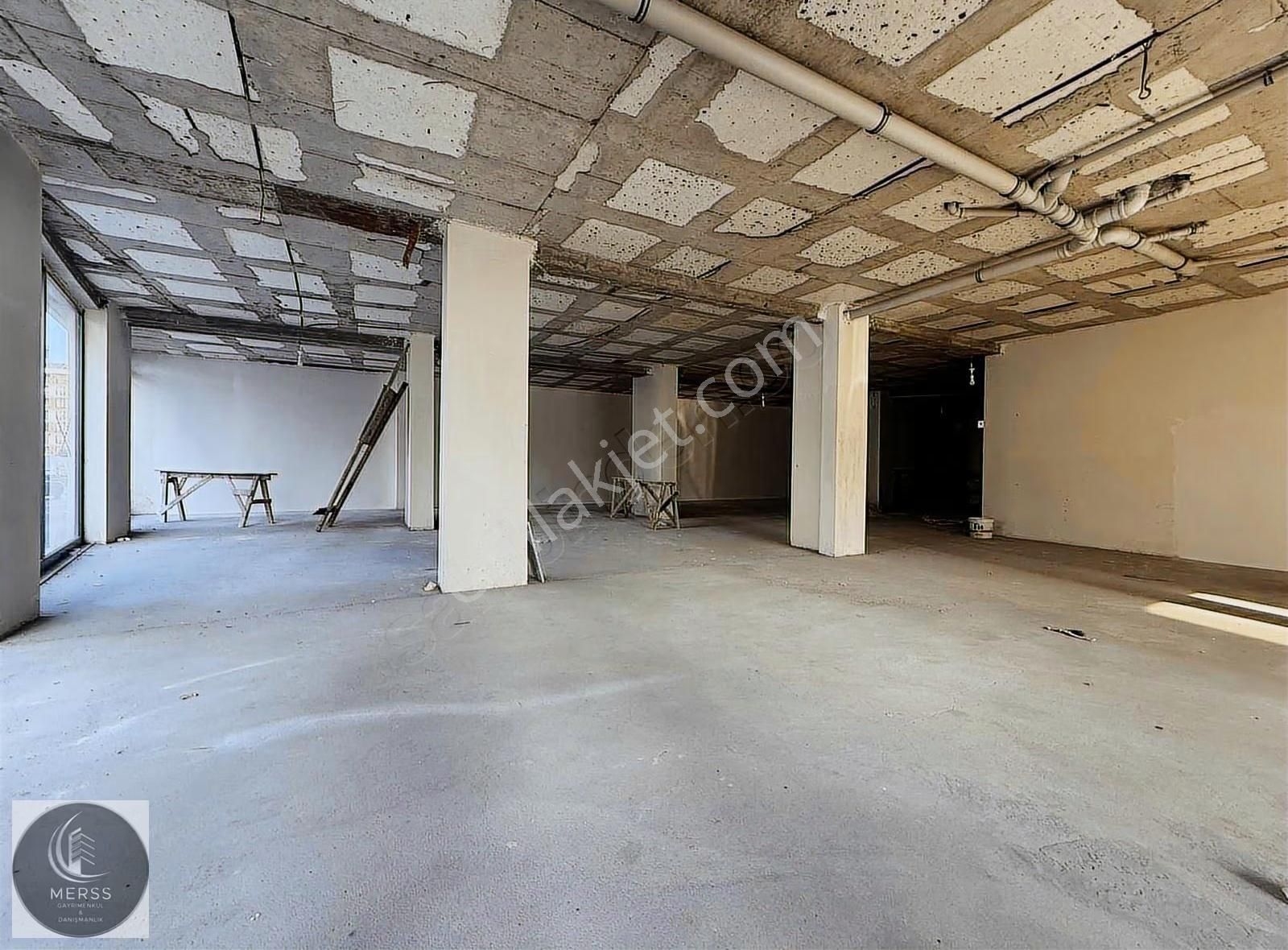 Sultanbeyli Battalgazi'de İskânlı Binada Dükkan Kiralıktır - Görsel 13