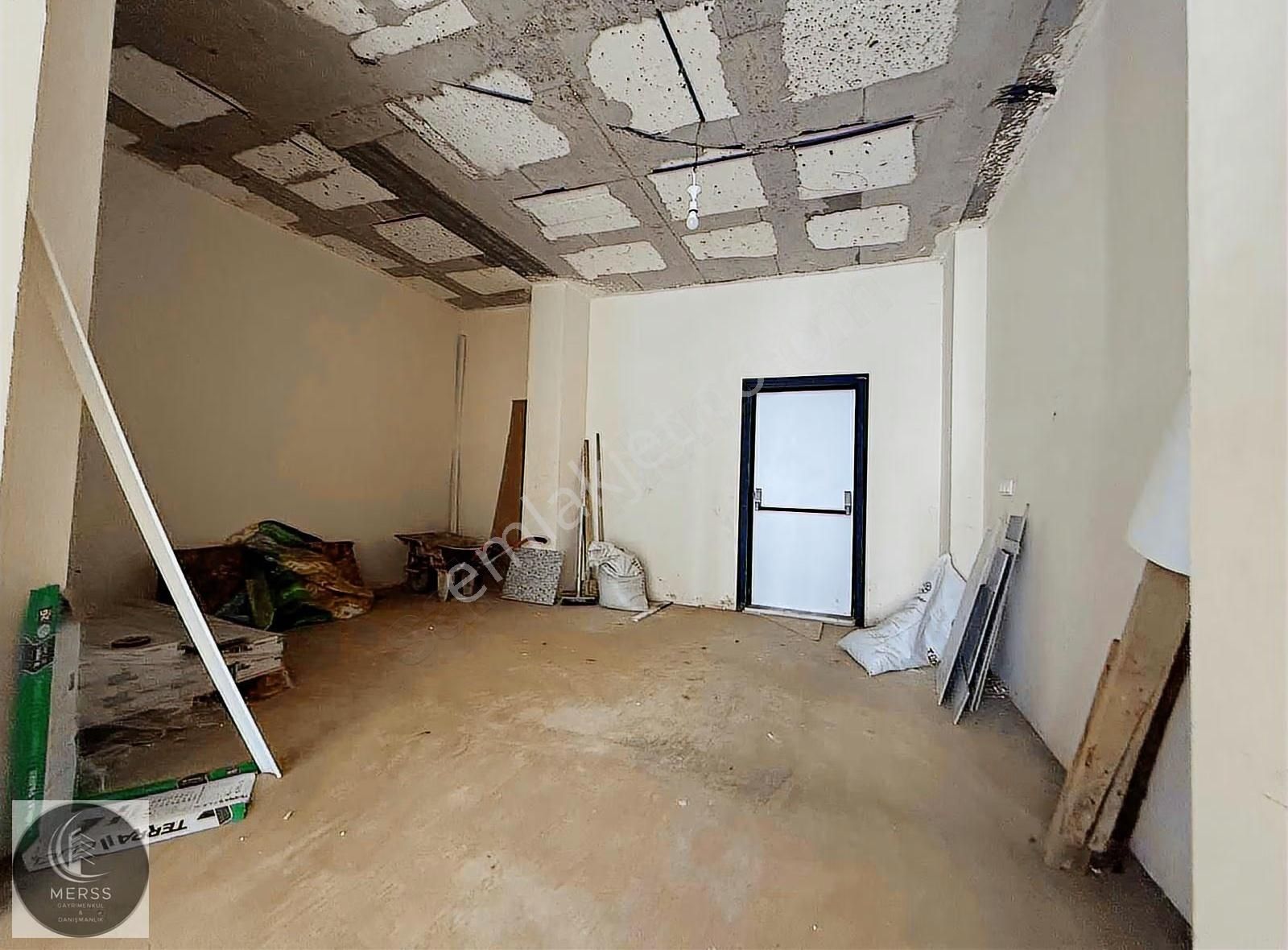 Sultanbeyli Battalgazi'de İskânlı Binada Dükkan Kiralıktır - Görsel 14