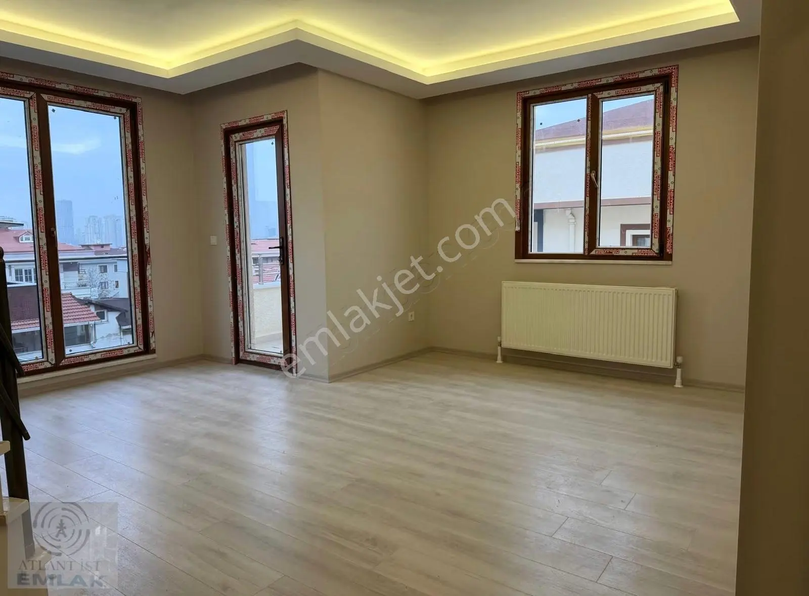 Kayışdağı Dörtyolda 3+2 Dubleks Sıfır Asansörlü Otoparklı Daire