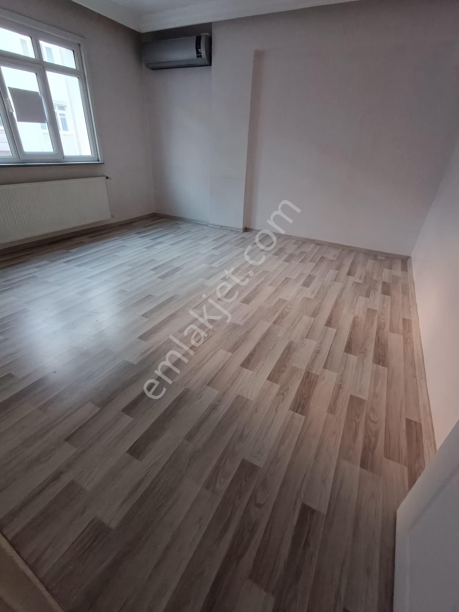 Avcılar Üniversite Mahallesi Satılık 2+1 Masrafsız Kiracılı Daire