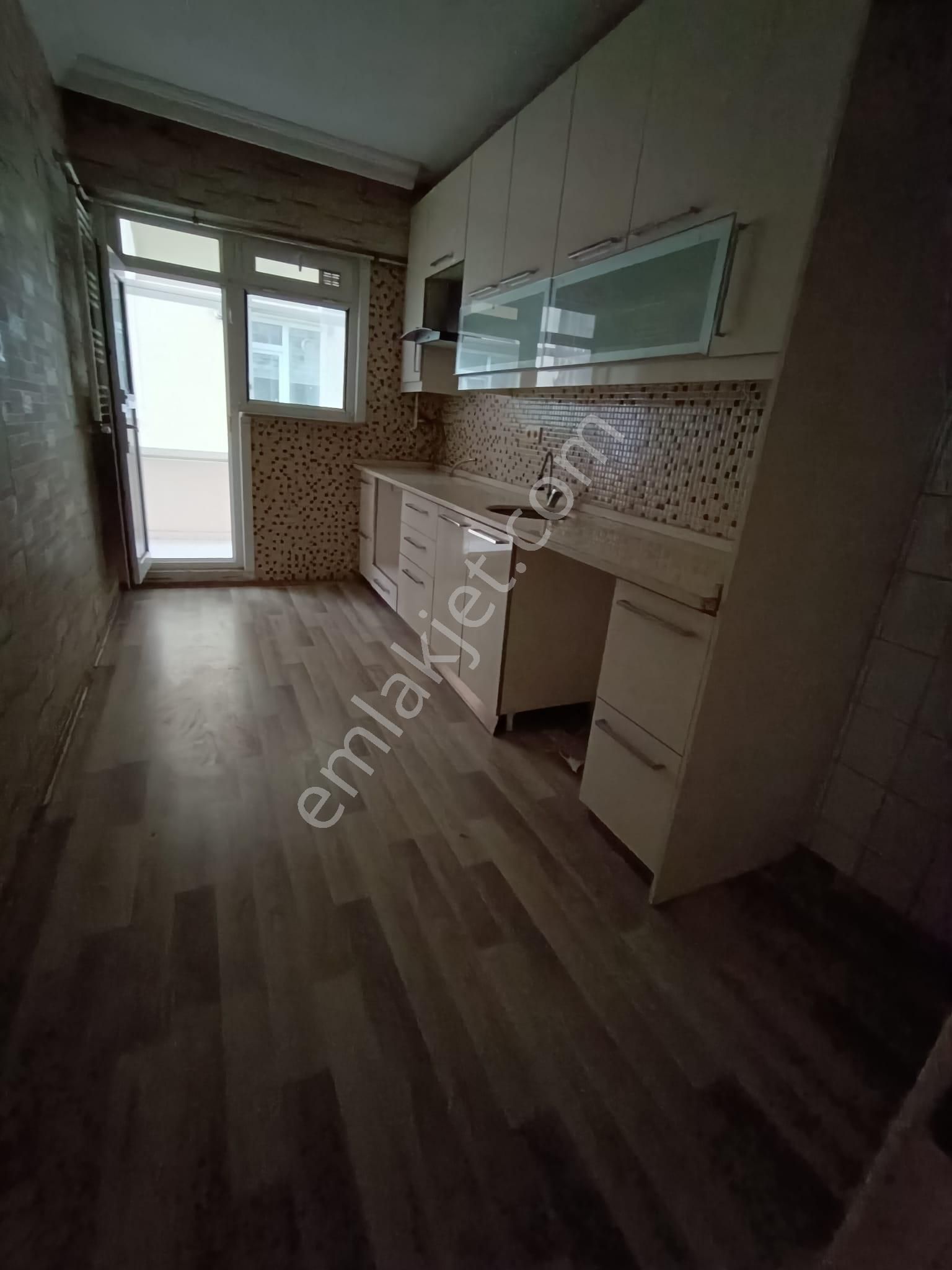 Avcılar Üniversite Mahallesi Satılık 2+1 Masrafsız Kiracılı Daire - Görsel 14