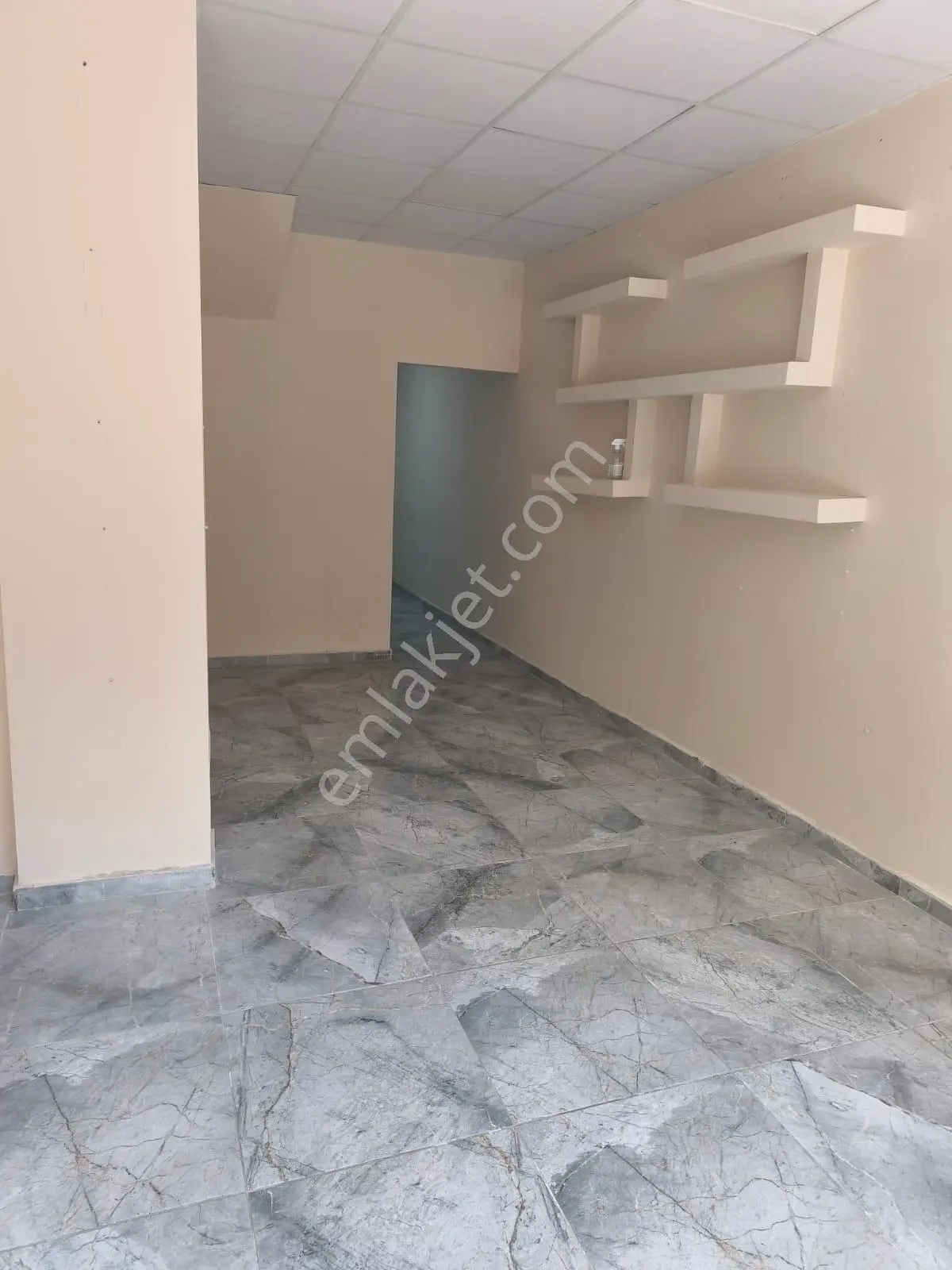 Kiremithane 8.ci Noter Yanı Kiralık Dükkan - Görsel 7