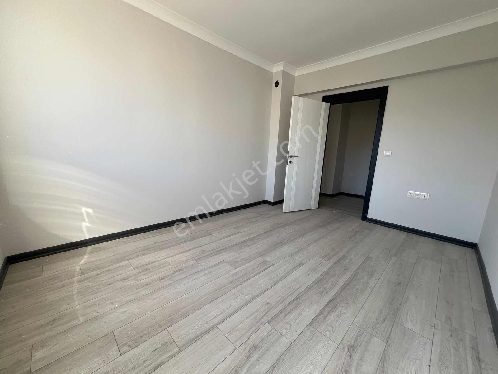 Fahri Korutürk Mh. Ana Caddede 6. Kat 3+1 Satılık Sıfır Daire - Görsel 9