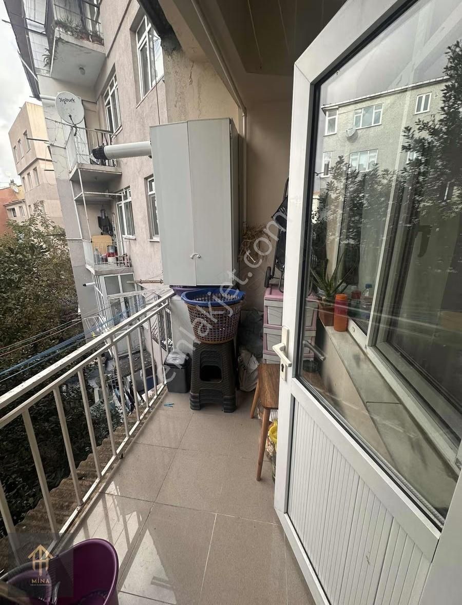 Hacı Kadın Caddesi Üzerinde Yenilenmiş 2+1 2. Kat Ön Cephe - Görsel 9