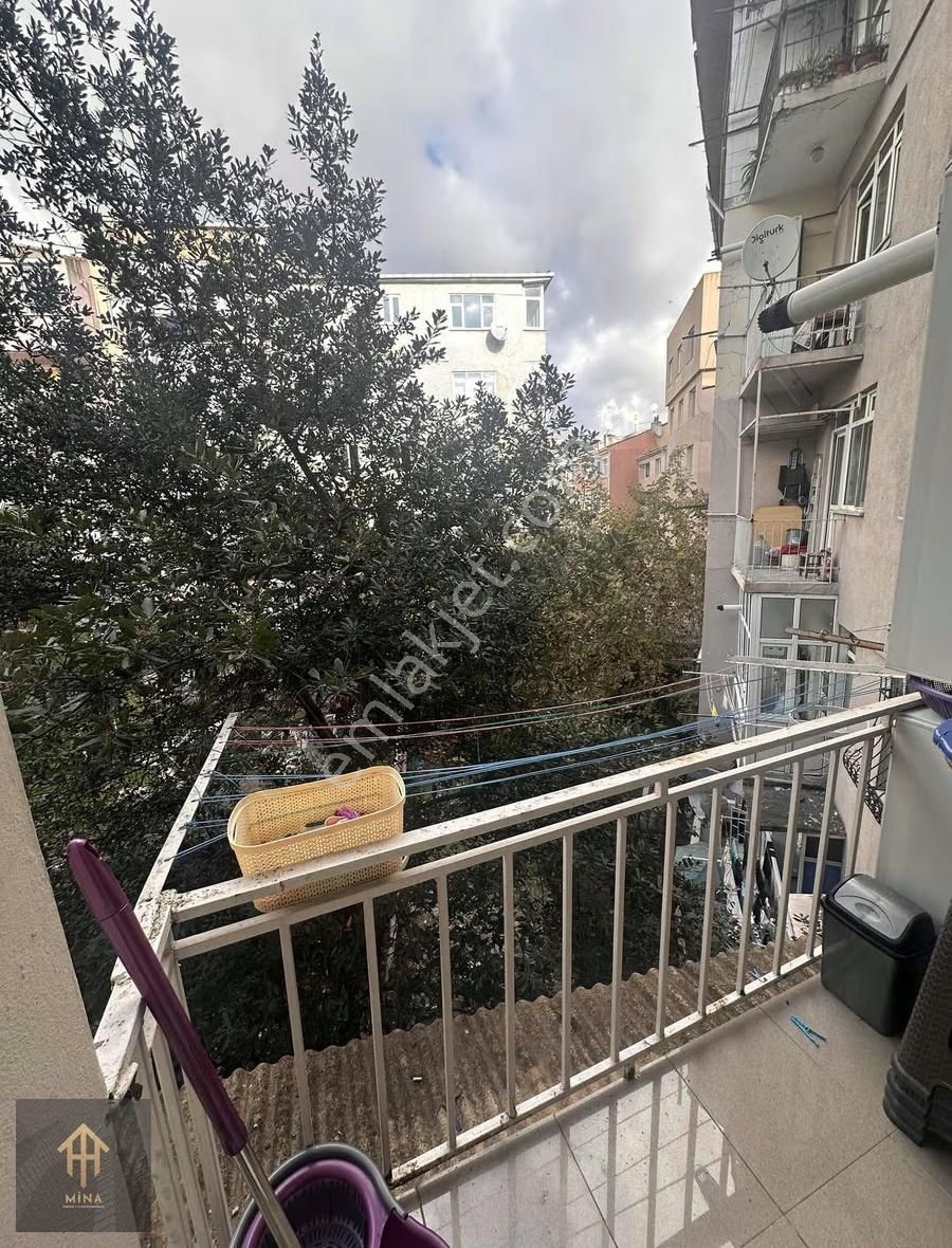 Hacı Kadın Caddesi Üzerinde Yenilenmiş 2+1 2. Kat Ön Cephe - Görsel 11