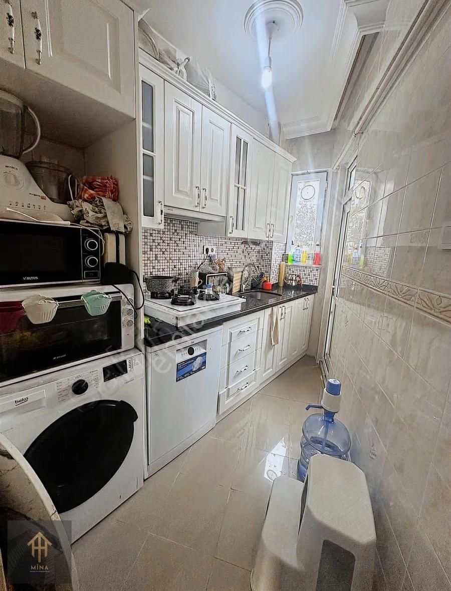 Hacı Kadın Caddesi Üzerinde Yenilenmiş 2+1 2. Kat Ön Cephe - Görsel 15