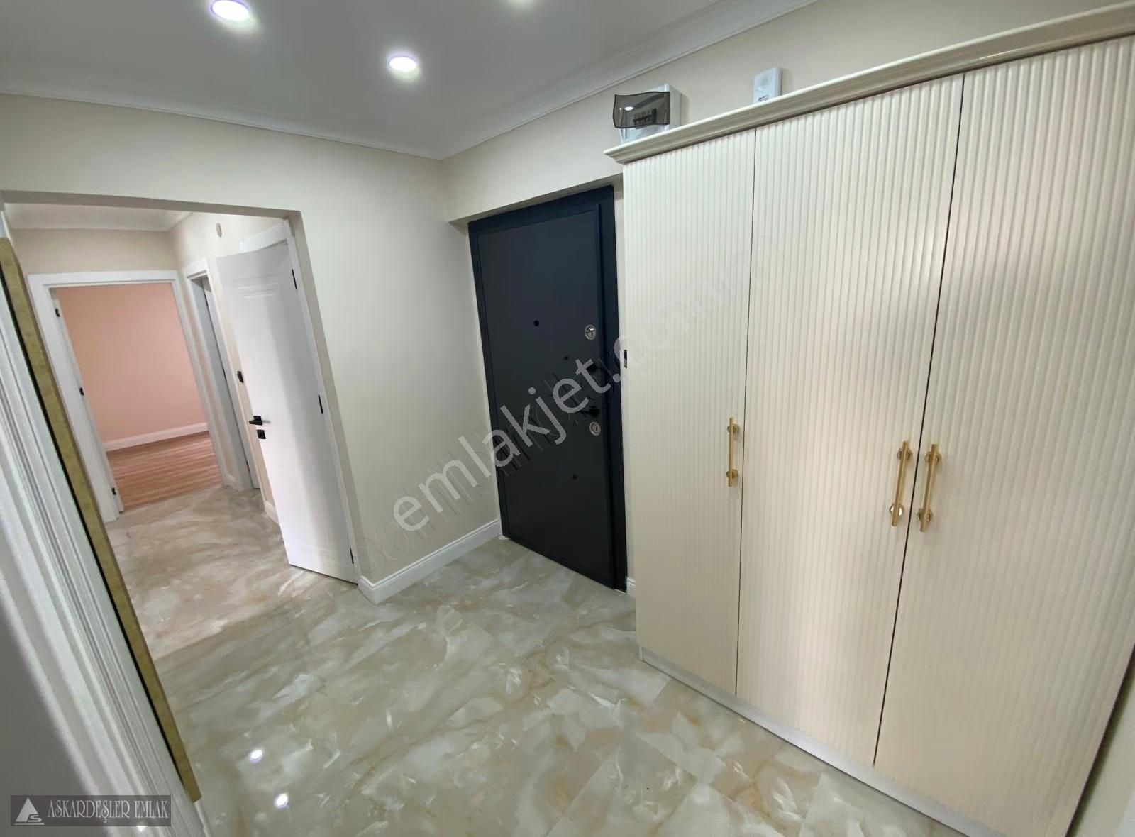 İdealtepe'de Site İçerisinde 3+1 110 M² İçi Komple Yapılı Daire - Görsel 12