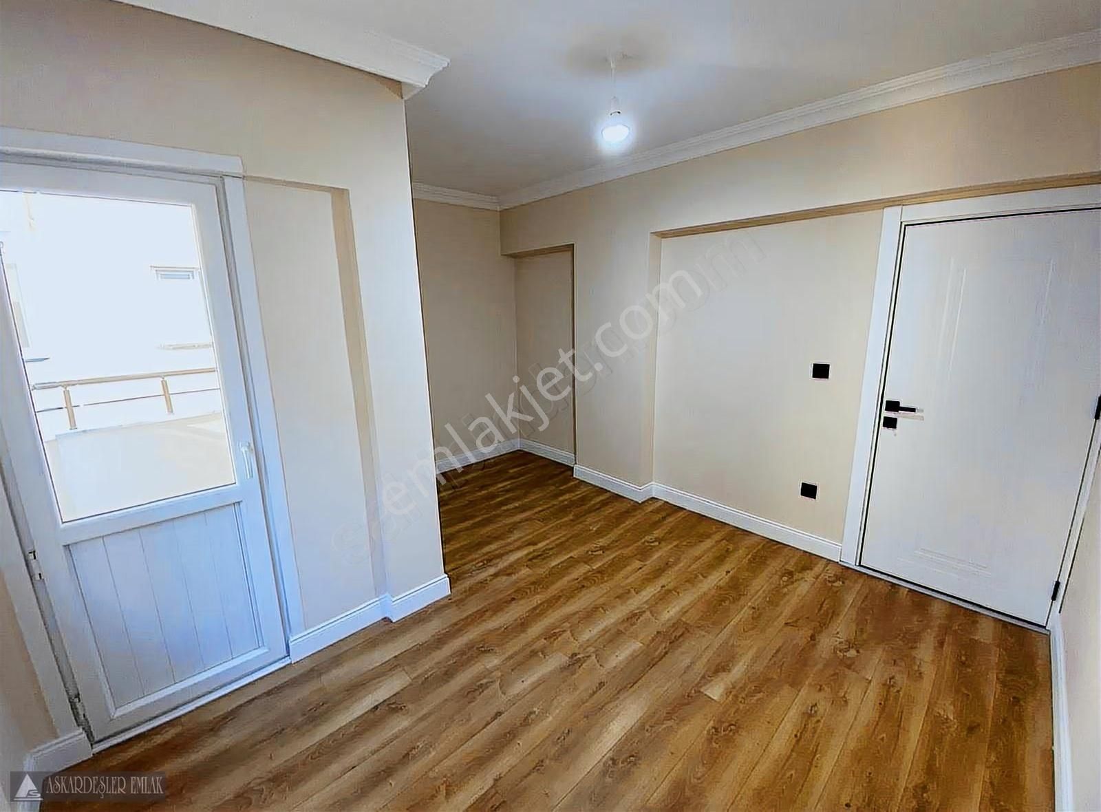 İdealtepe'de Site İçerisinde 3+1 110 M² İçi Komple Yapılı Daire - Görsel 23