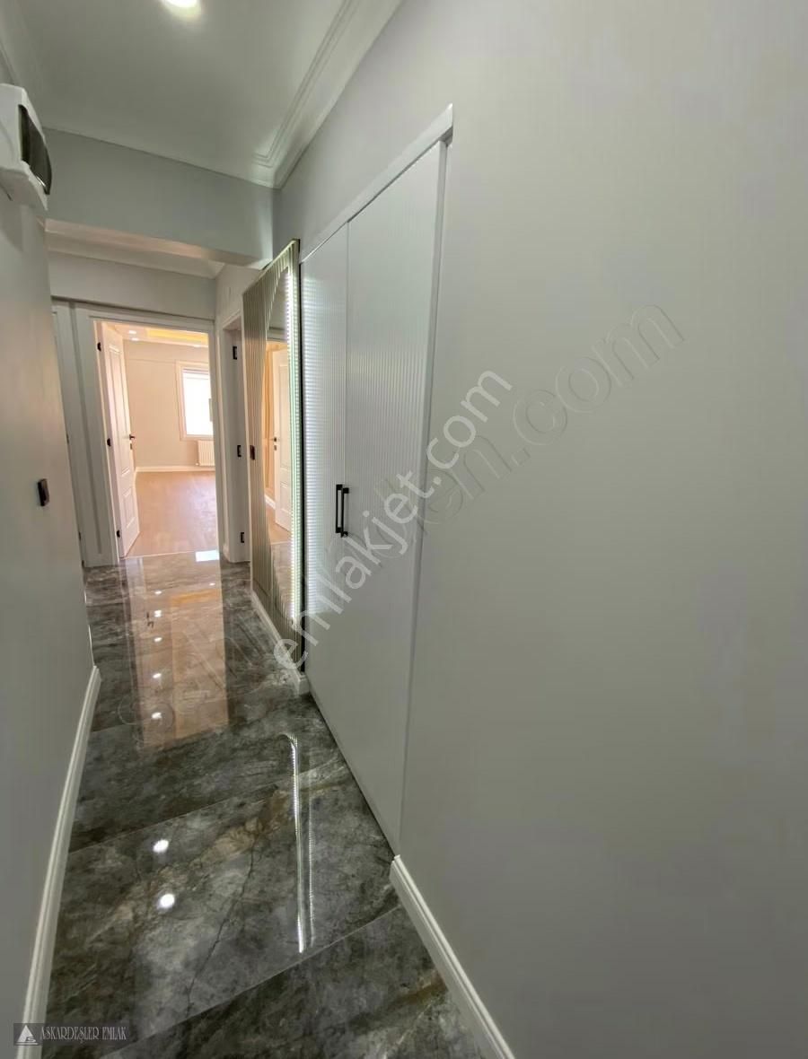 Altıntepe'de İçi Komple Yenilenmiş 120 M² 3+1 Daire - Görsel 22