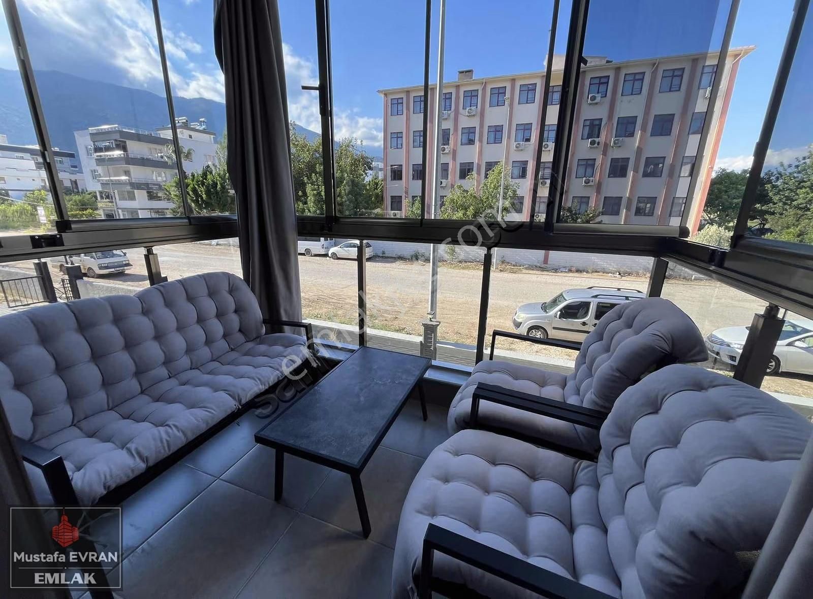 Anadolu Lisesi Karşısında 1+1 Daire - Görsel 18